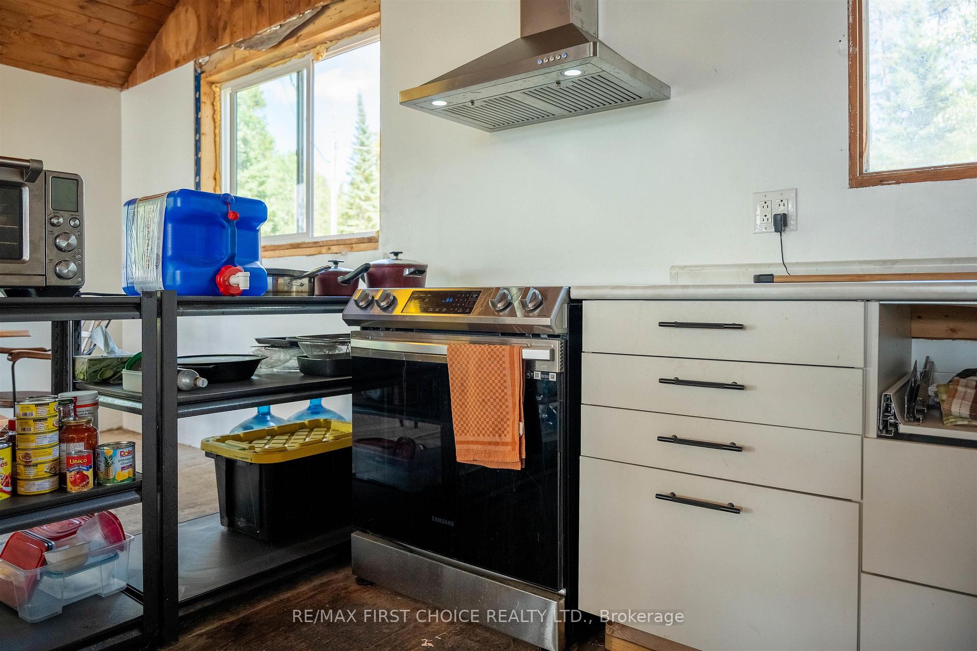 Photo 36 of 33 Lori-Lee Byway, Kenora, Redditt Road West — HOMEH