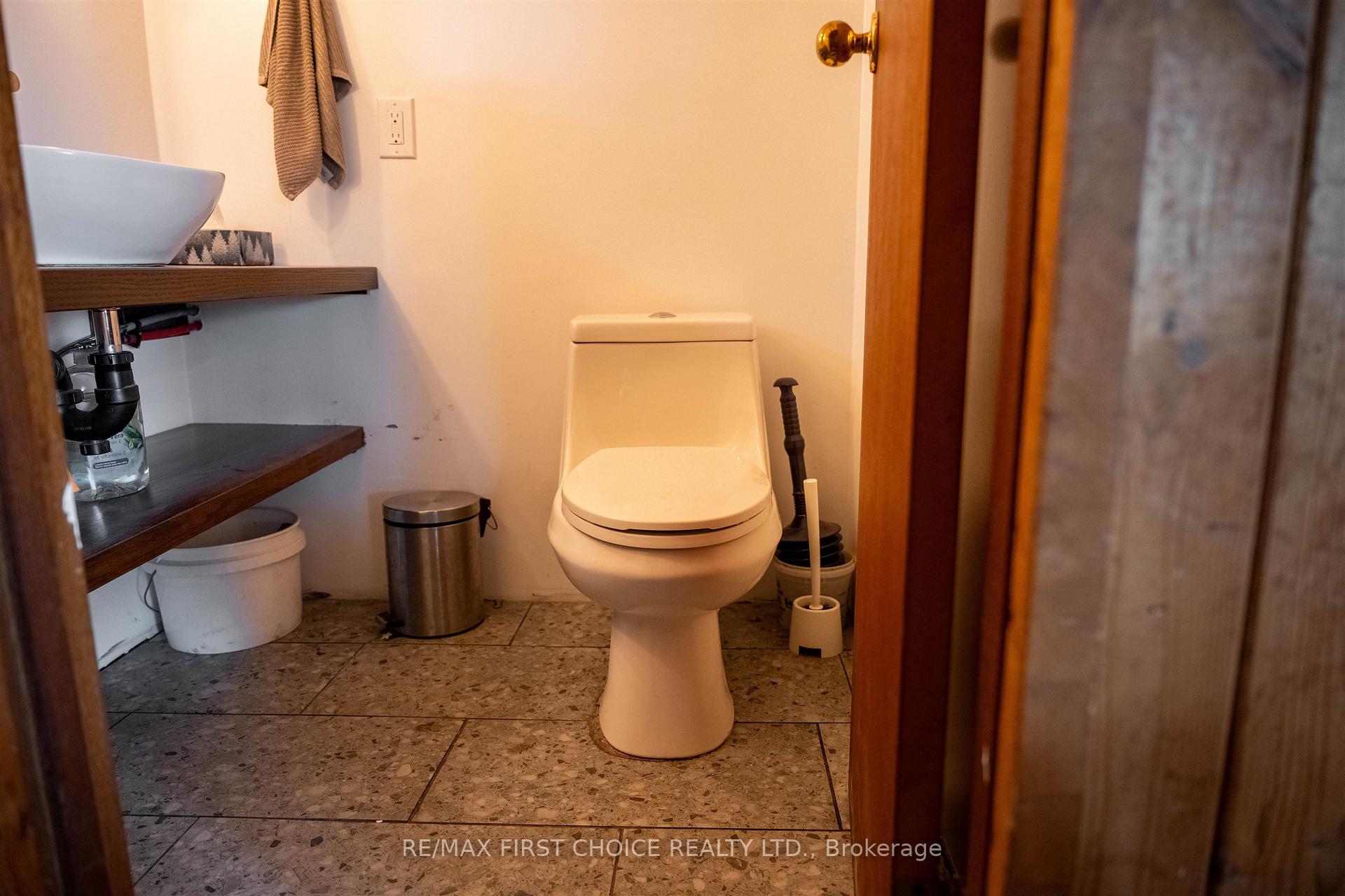 Photo 45 of 33 Lori-Lee Byway, Kenora, Redditt Road West — HOMEH