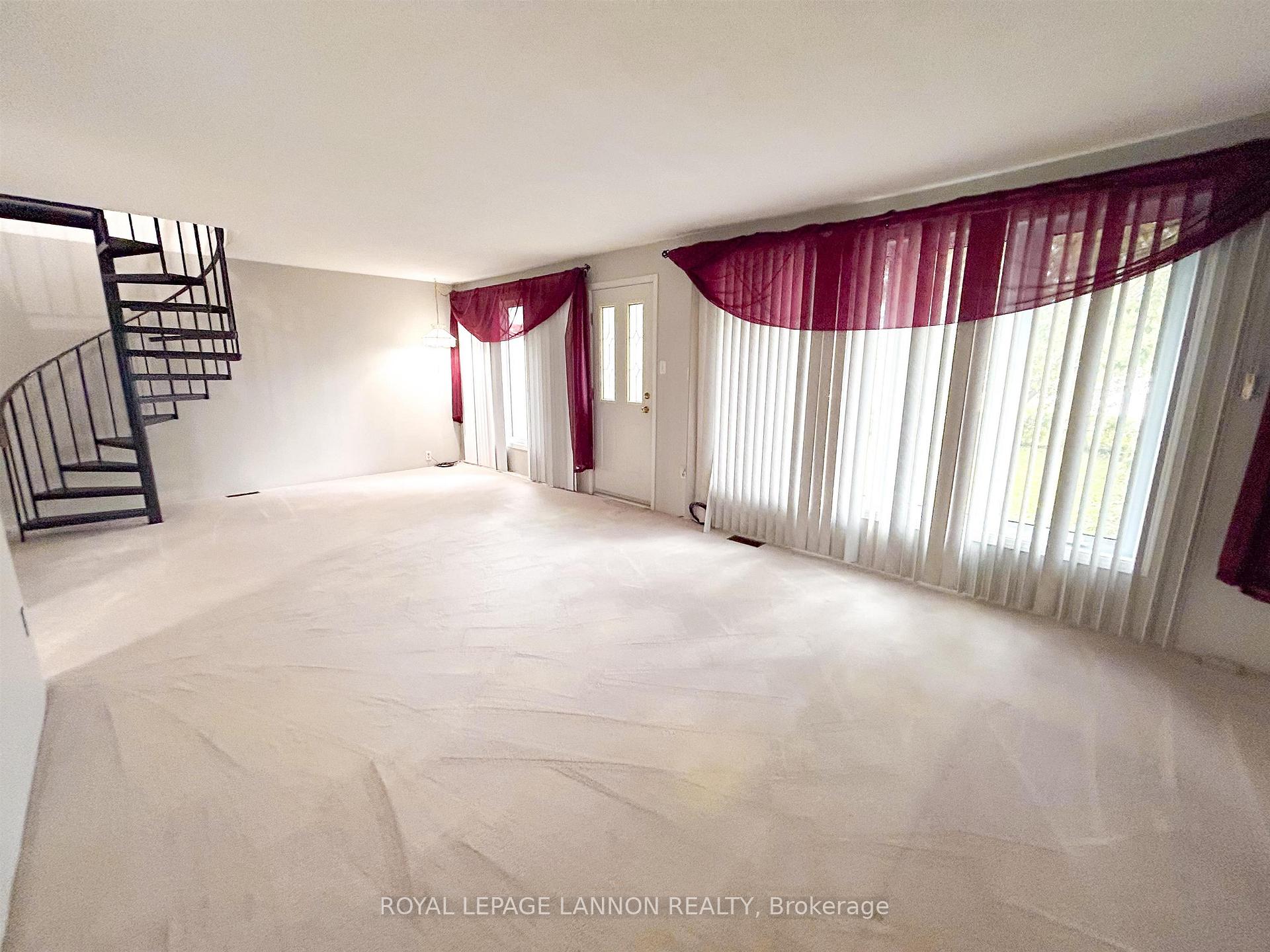 Photo 4 of 137 Kenogami Drive, Greenstone — HOMEH