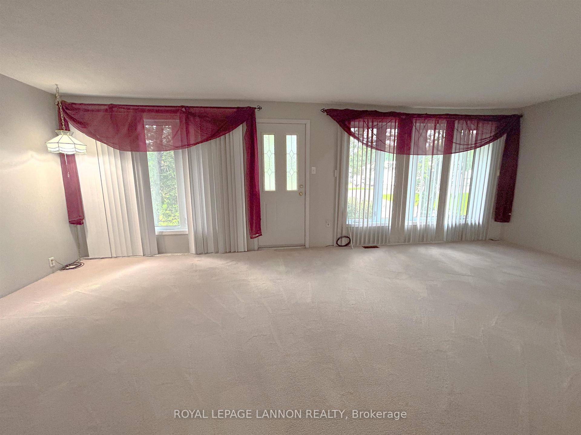Photo 6 of 137 Kenogami Drive, Greenstone — HOMEH