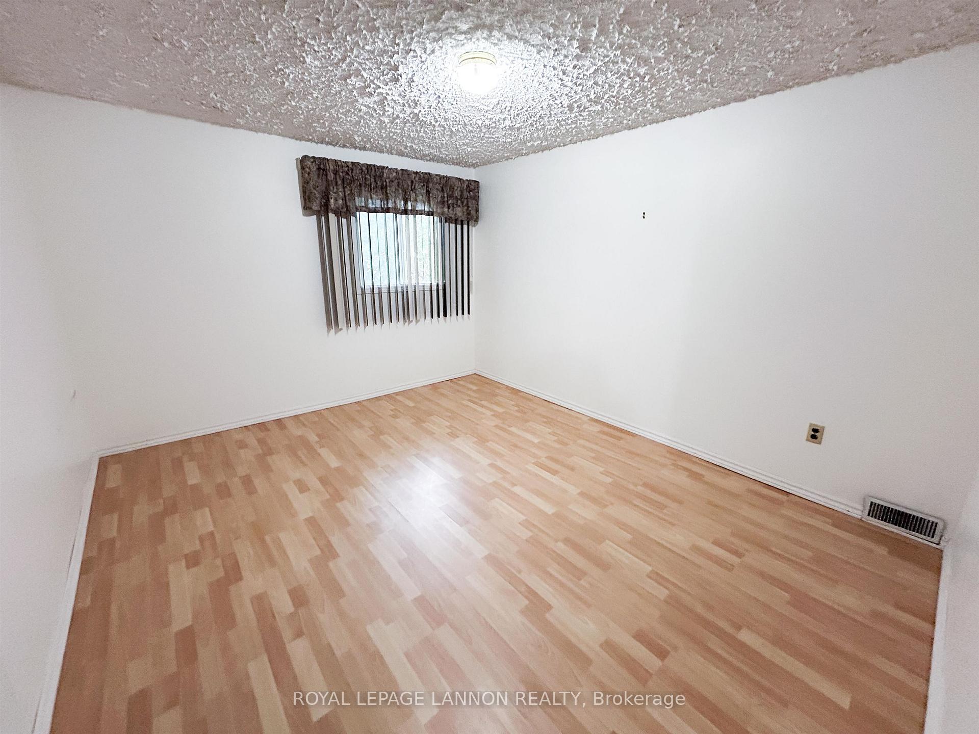 Photo 16 of 137 Kenogami Drive, Greenstone — HOMEH