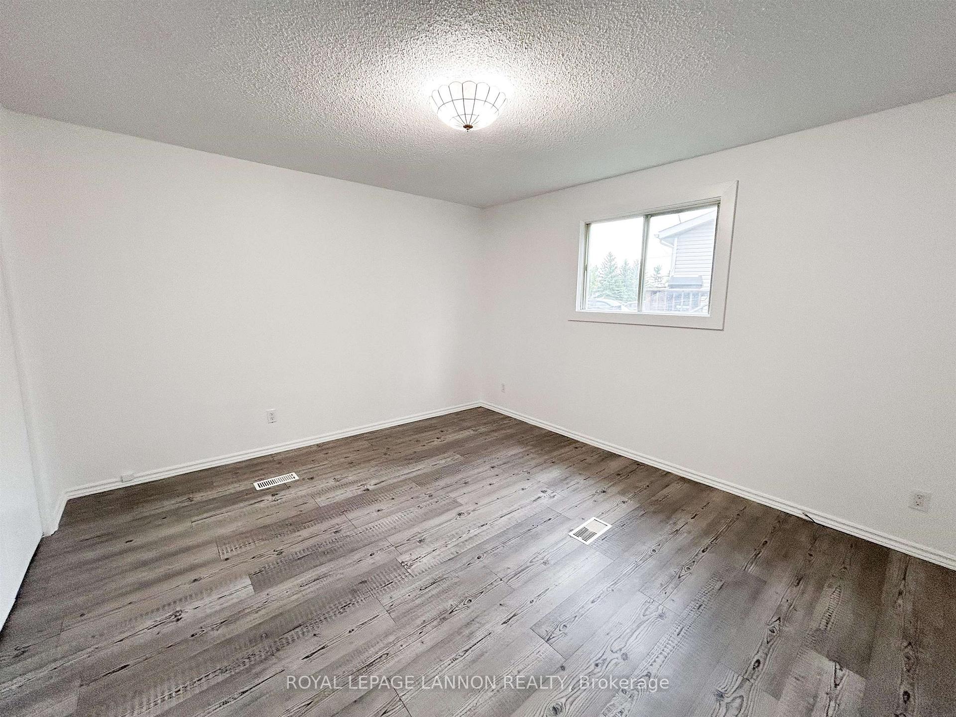 Photo 24 of 137 Kenogami Drive, Greenstone — HOMEH