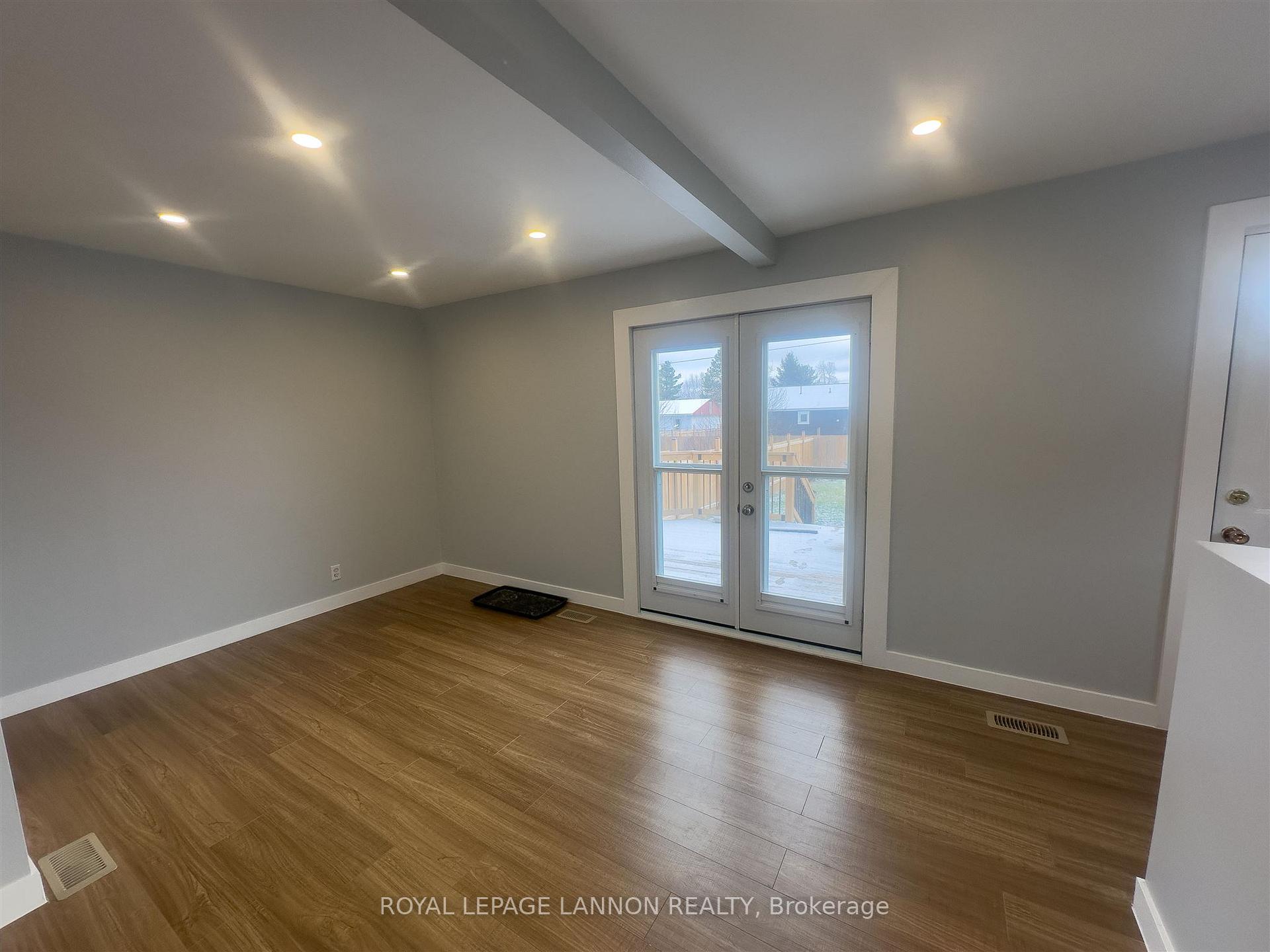 Photo 6 of 129 John Street, Greenstone — HOMEH