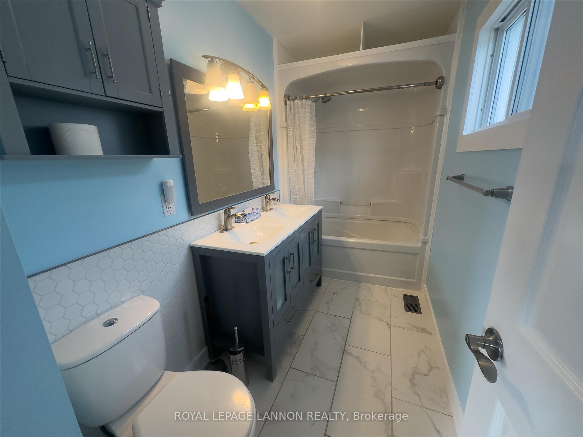 Photo 10 of 129 John Street, Greenstone — HOMEH