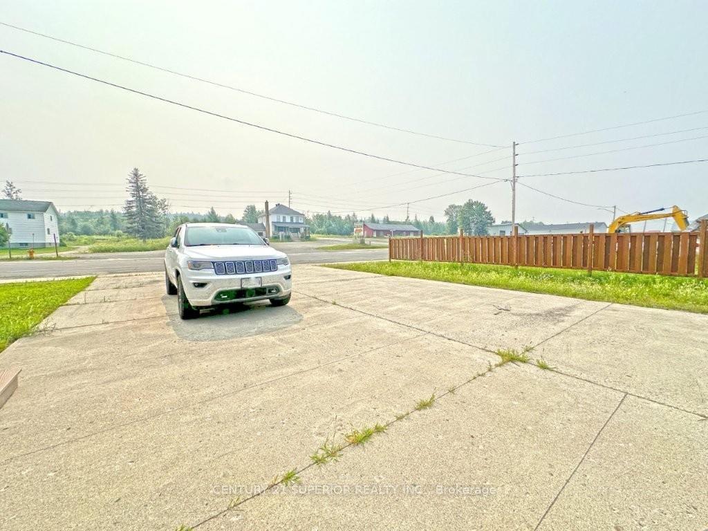 Photo 3 of 140 Main Street, Greenstone — HOMEH