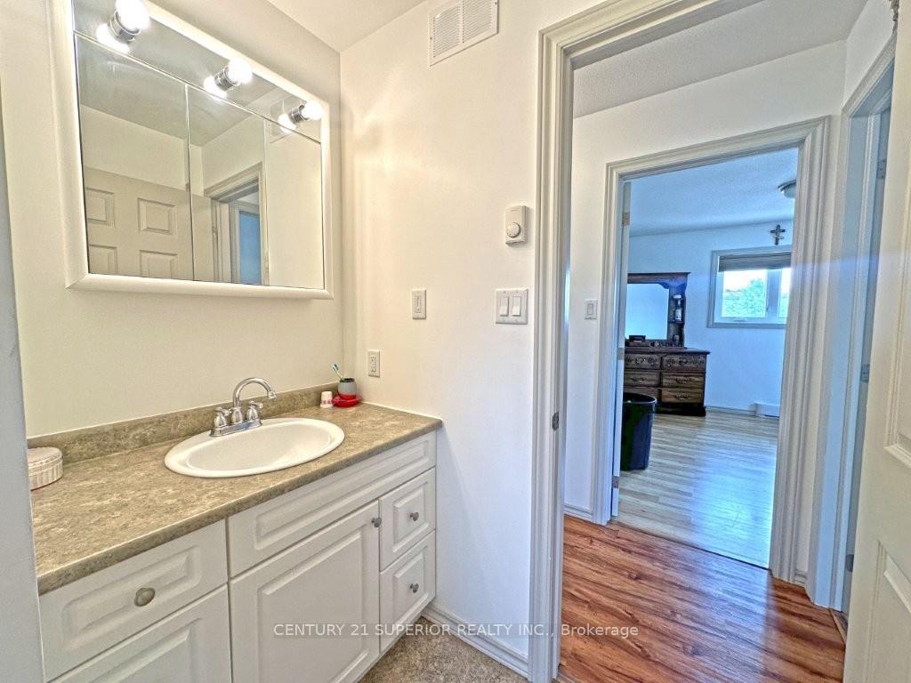 Photo 19 of 140 Main Street, Greenstone — HOMEH