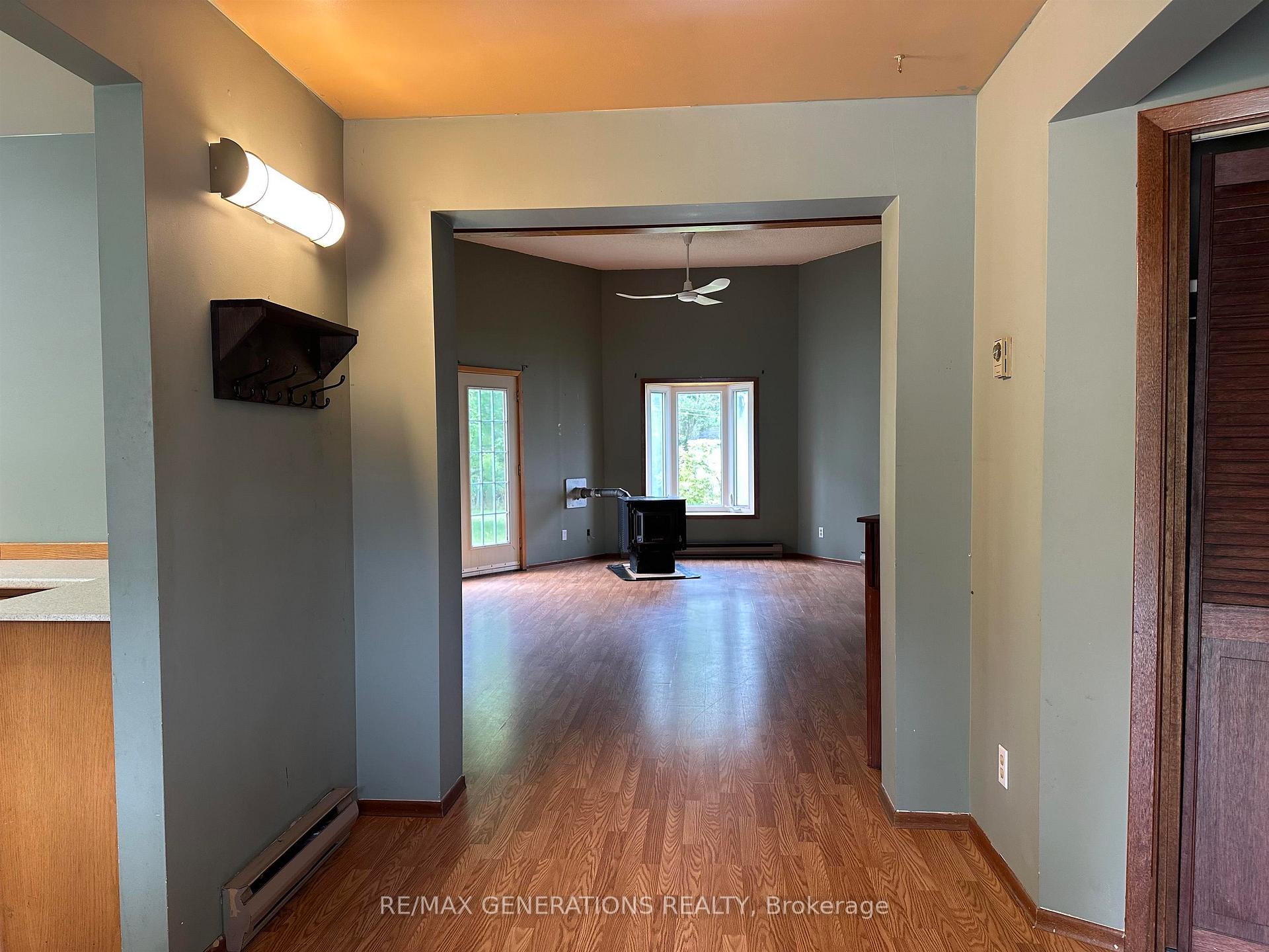 Photo 6 of 100 Centennial Drive, Schreiber — HOMEH