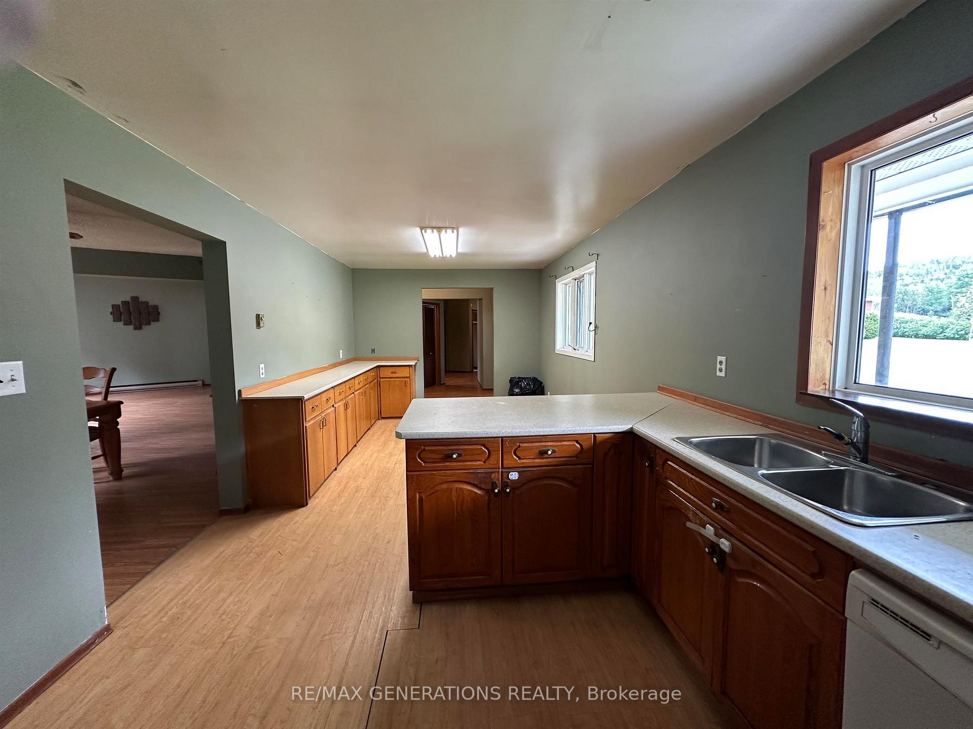 Photo 8 of 100 Centennial Drive, Schreiber — HOMEH