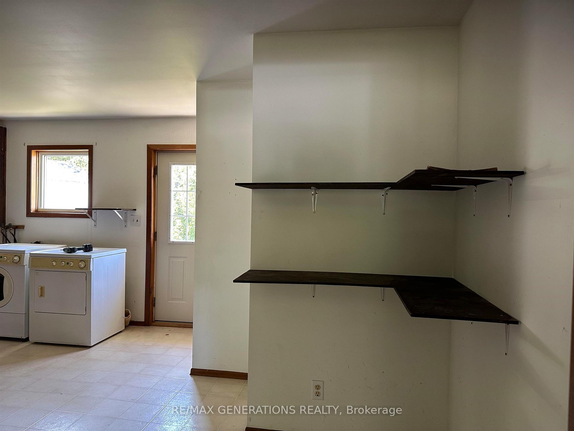 Photo 14 of 100 Centennial Drive, Schreiber — HOMEH