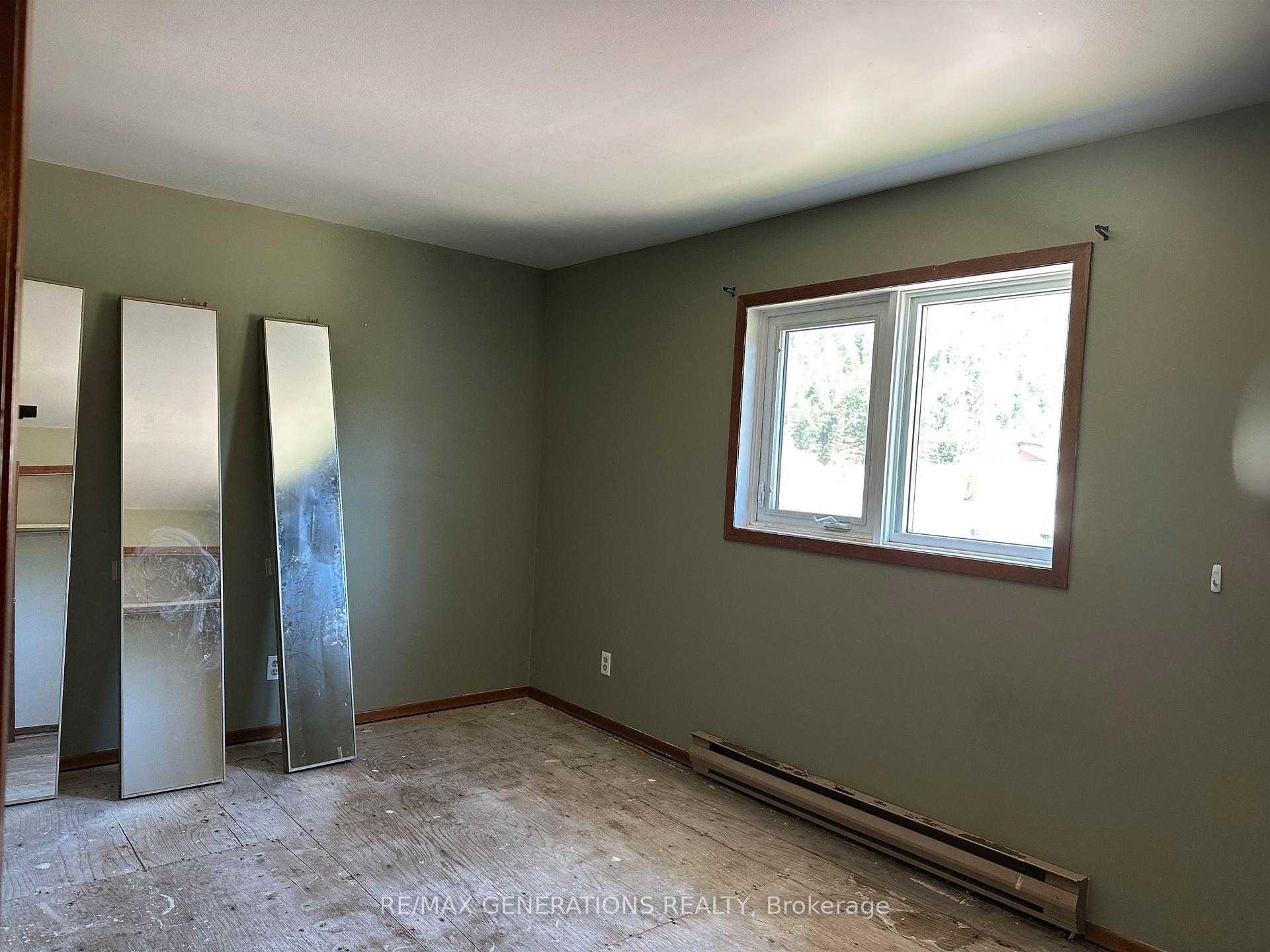 Photo 20 of 100 Centennial Drive, Schreiber — HOMEH