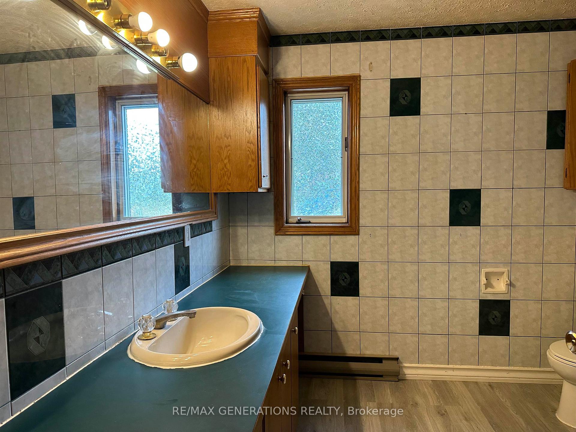 Photo 25 of 100 Centennial Drive, Schreiber — HOMEH