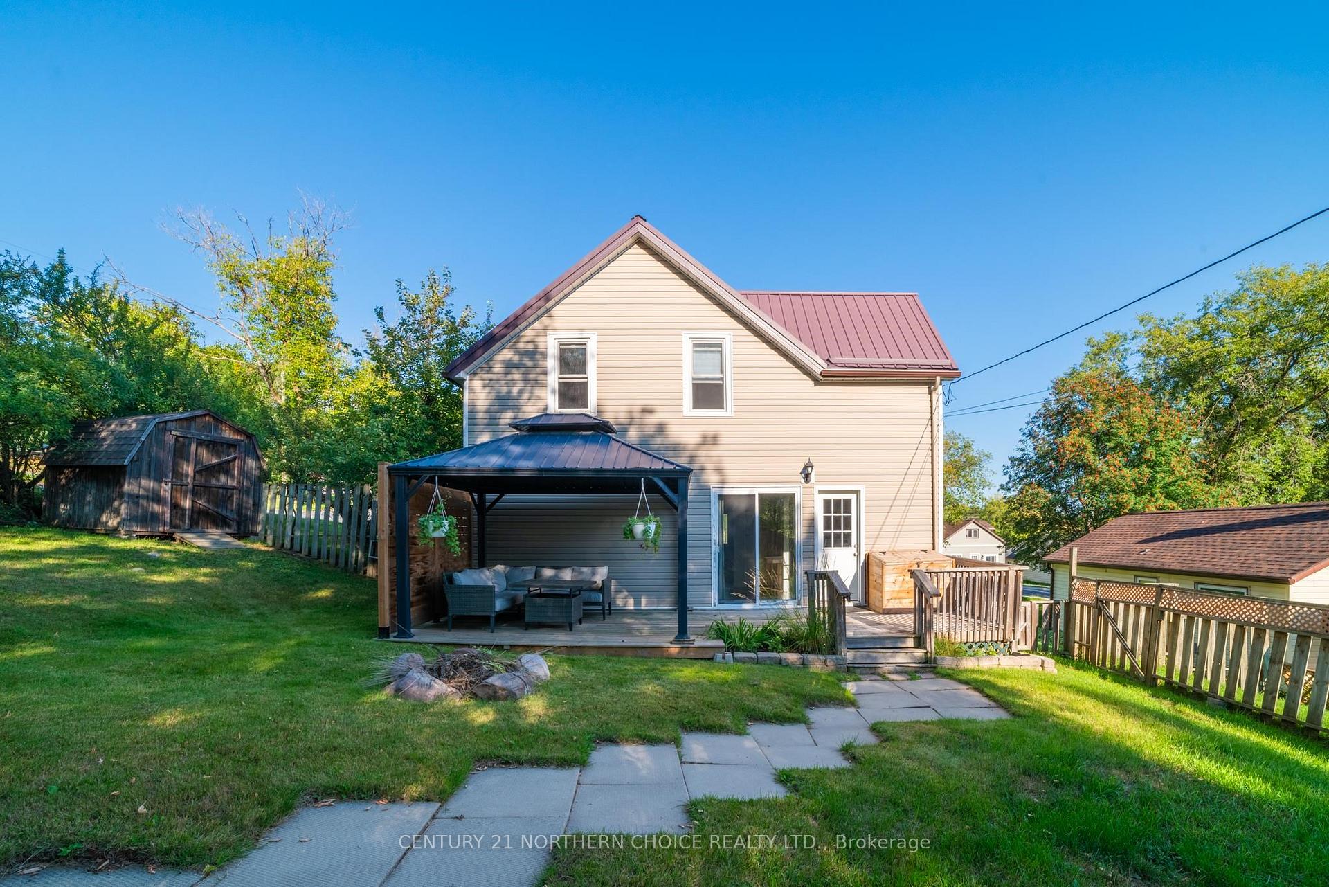 Photo 3 of 136 Mellick Avenue, Kenora, Ride Out — HOMEH