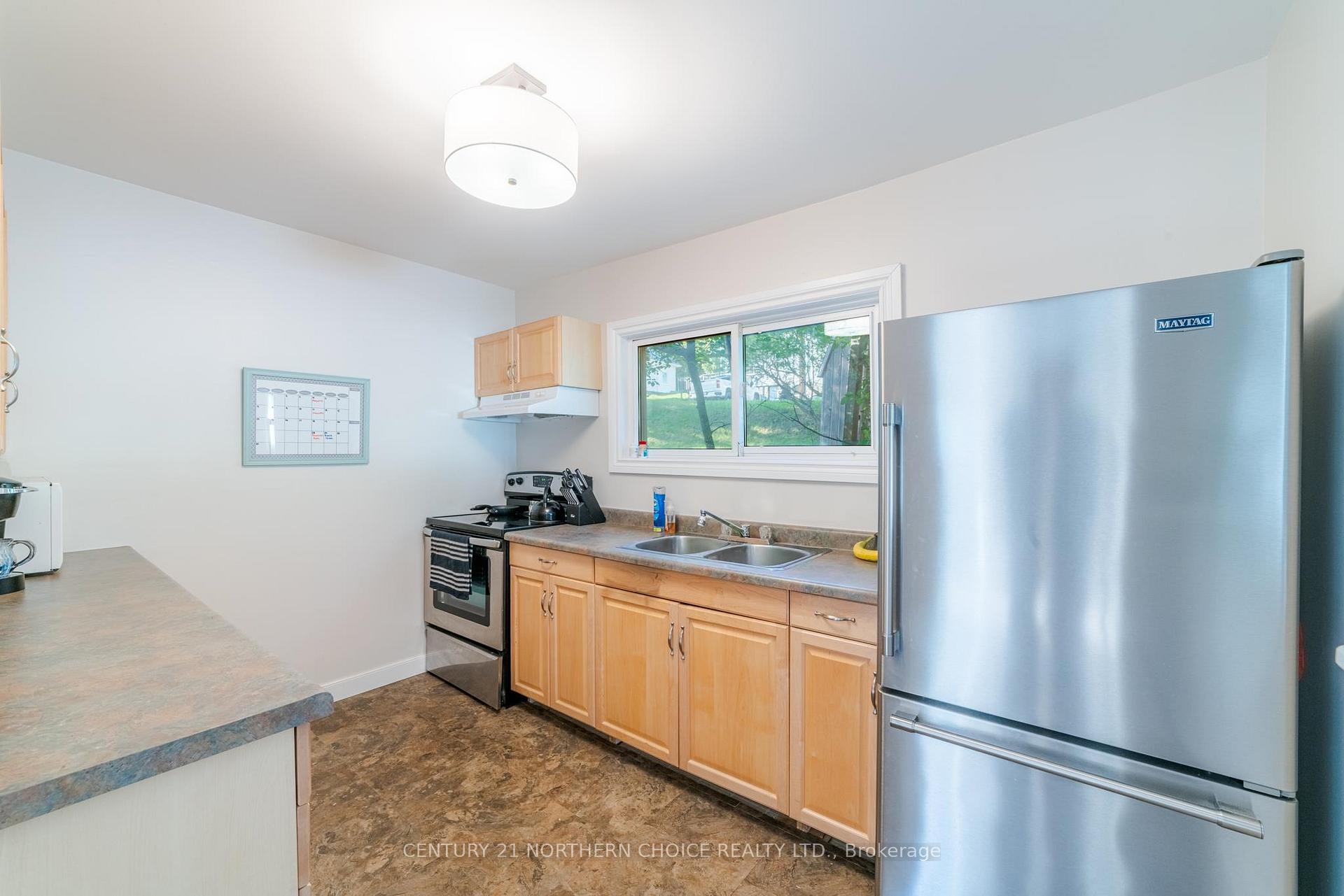 Photo 10 of 136 Mellick Avenue, Kenora, Ride Out — HOMEH