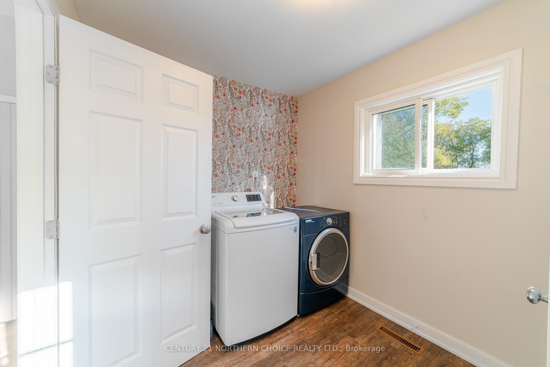 Photo 12 of 136 Mellick Avenue, Kenora, Ride Out — HOMEH