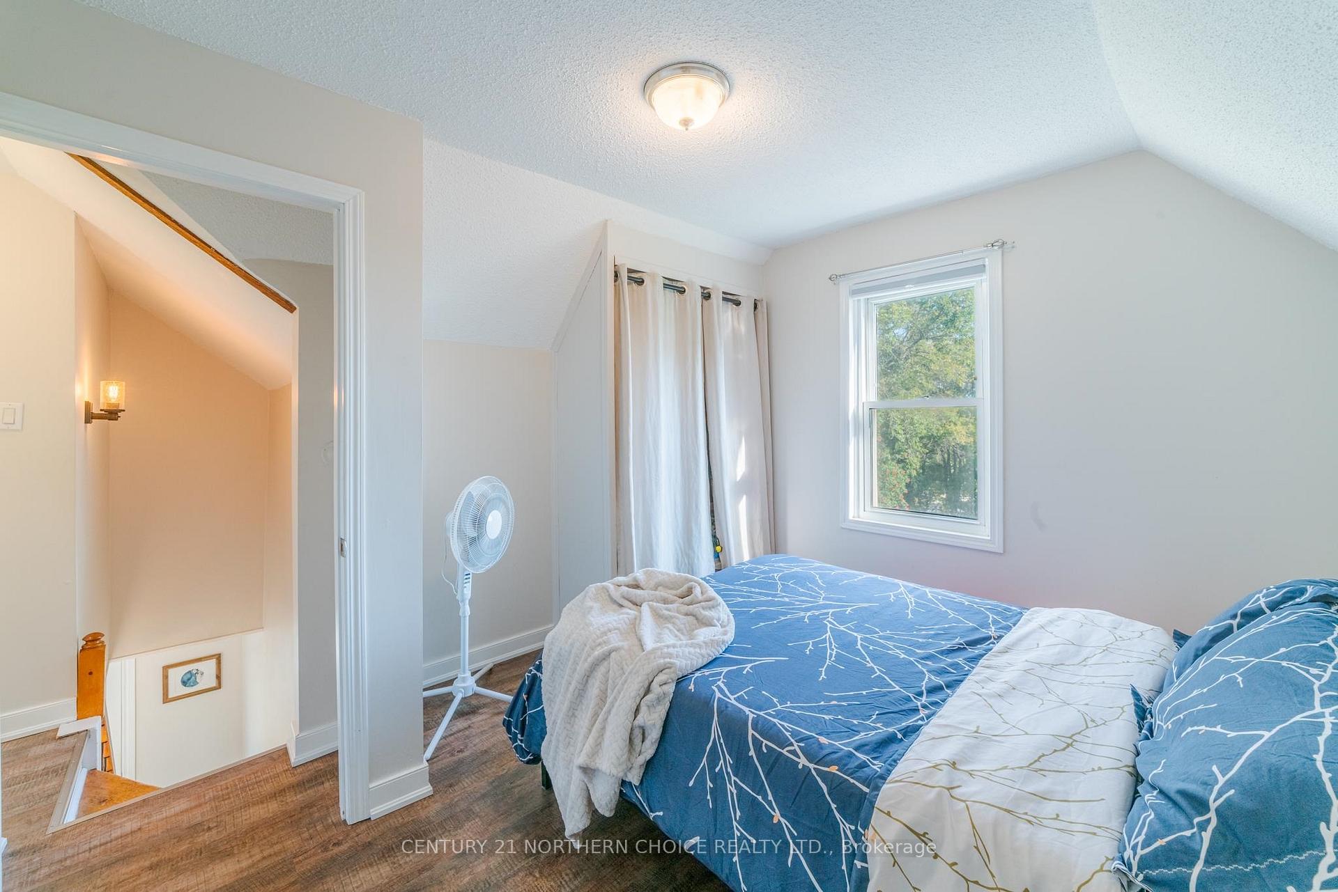 Photo 18 of 136 Mellick Avenue, Kenora, Ride Out — HOMEH