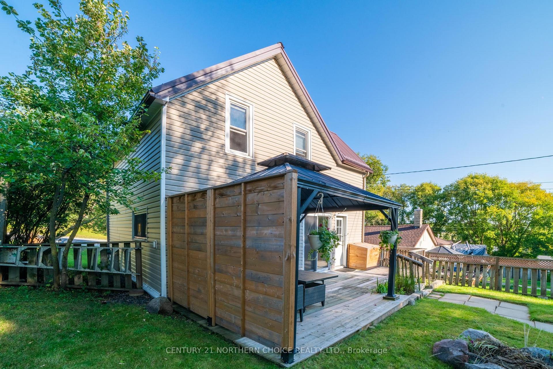 Photo 26 of 136 Mellick Avenue, Kenora, Ride Out — HOMEH