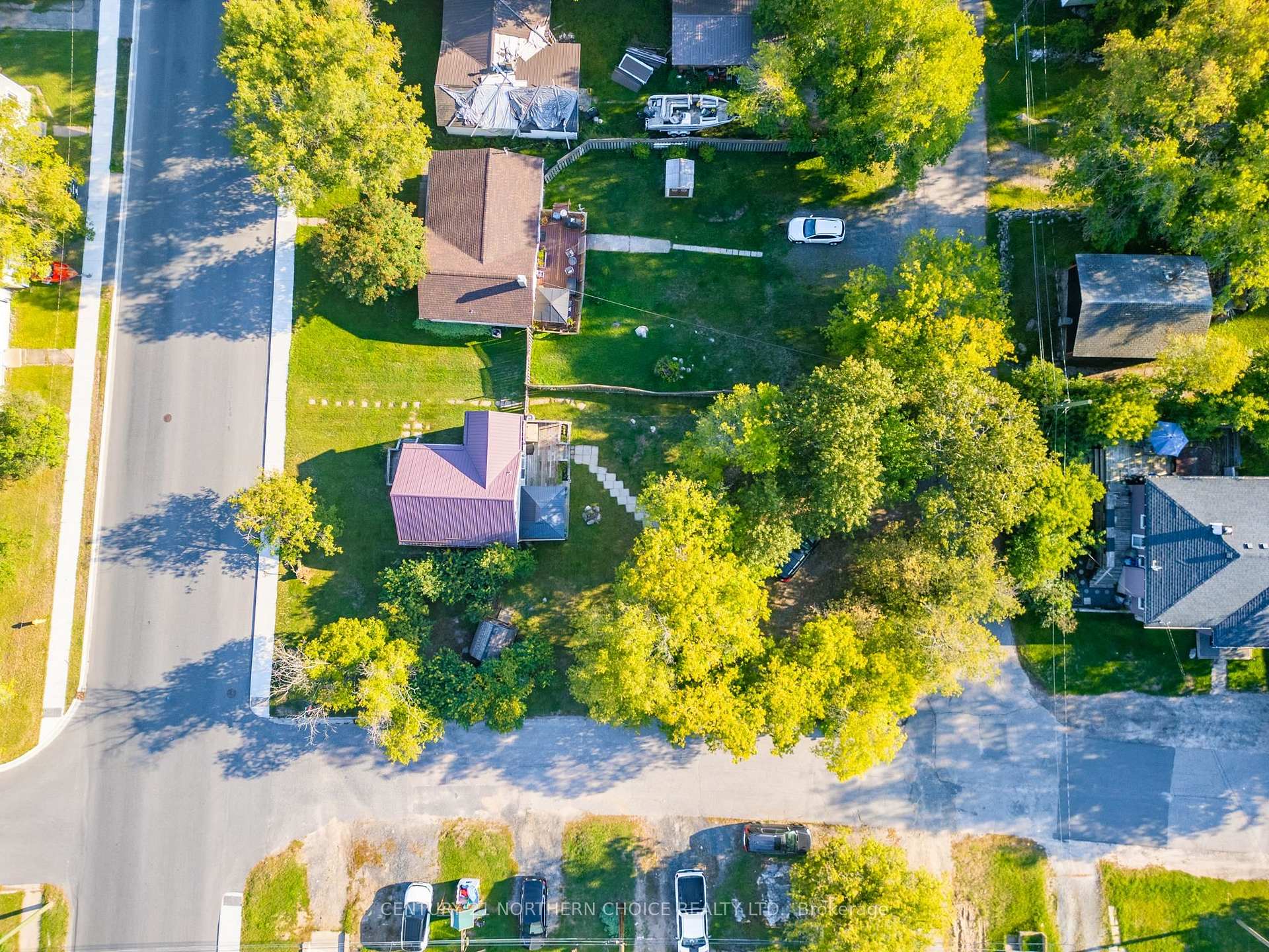 Photo 34 of 136 Mellick Avenue, Kenora, Ride Out — HOMEH