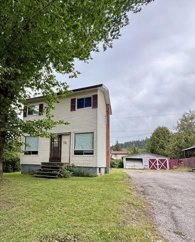 Front of 28 Timmins Street