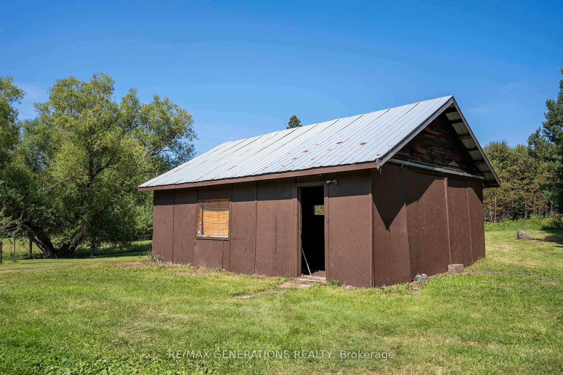 Photo 22 of 5325 Hwy 11/17, Conmee — HOMEH