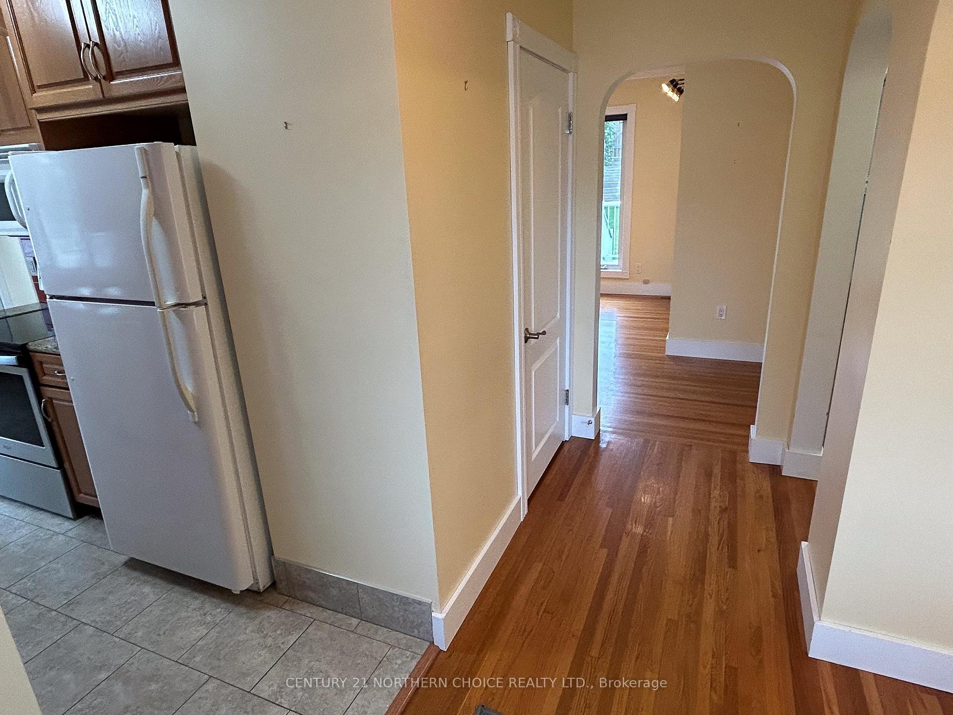 Photo 4 of 623 First Street South, Kenora, Central — HOMEH
