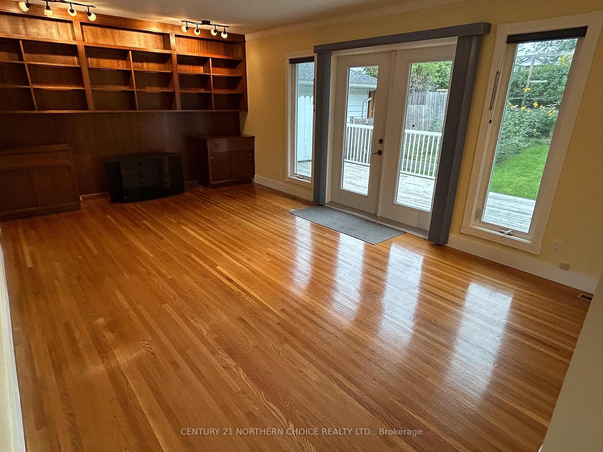 Photo 16 of 623 First Street South, Kenora, Central — HOMEH