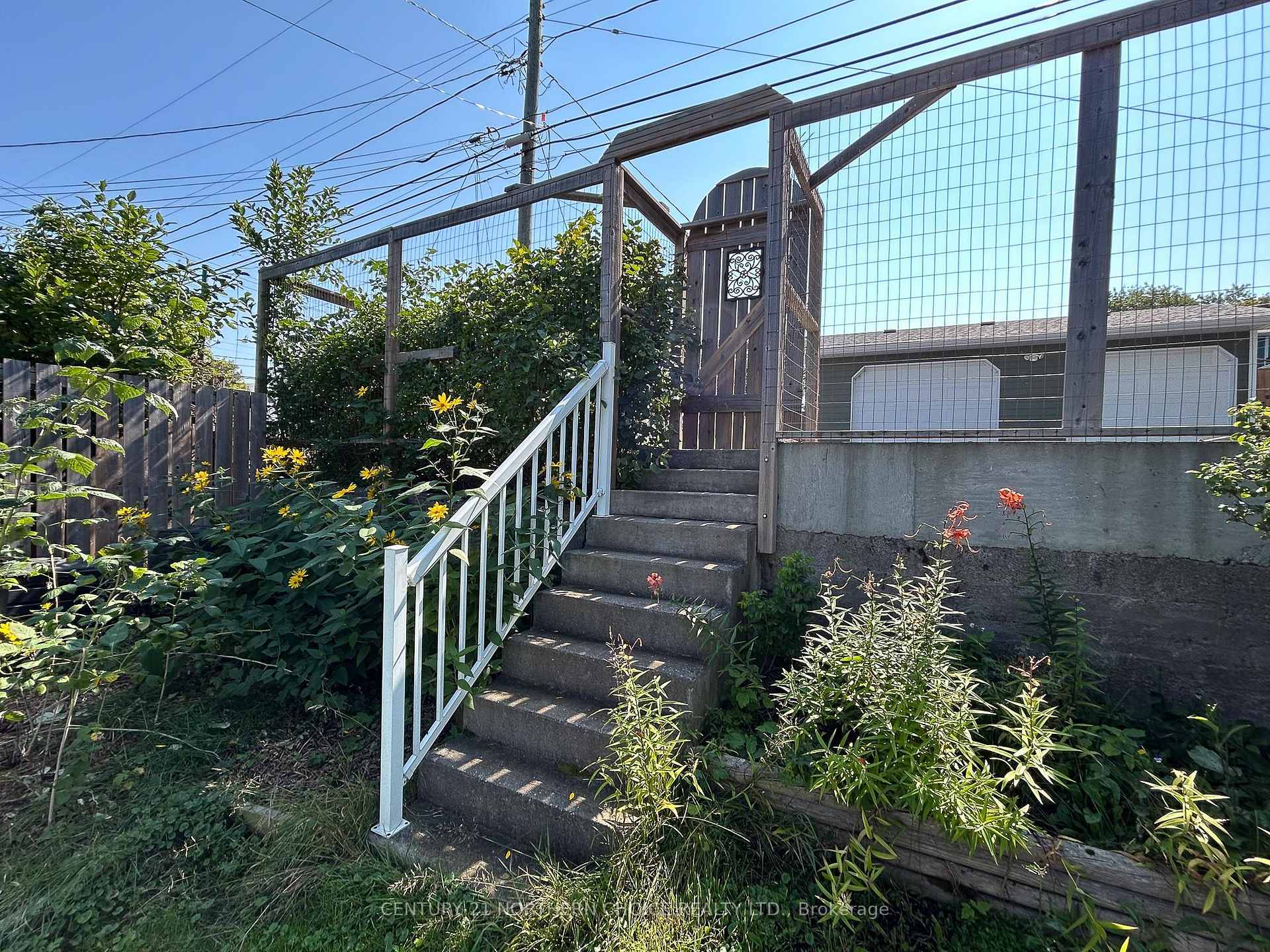 Photo 32 of 623 First Street South, Kenora, Central — HOMEH