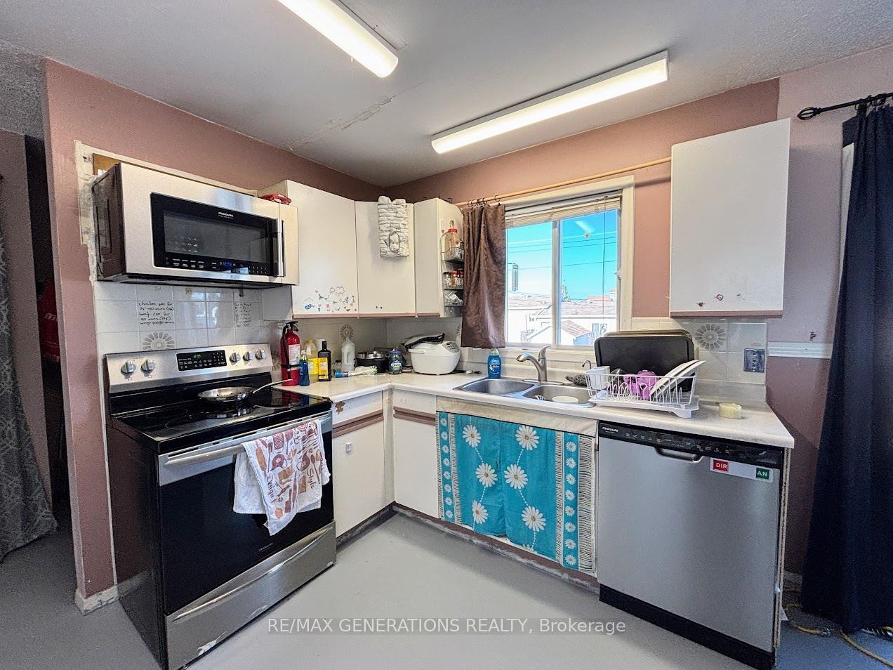 Photo 8 of 17 Barnett Street, Manitouwadge — HOMEH