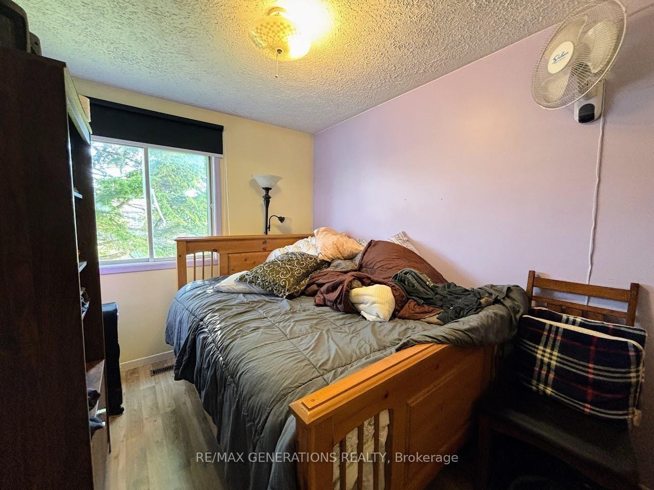 Photo 12 of 17 Barnett Street, Manitouwadge — HOMEH