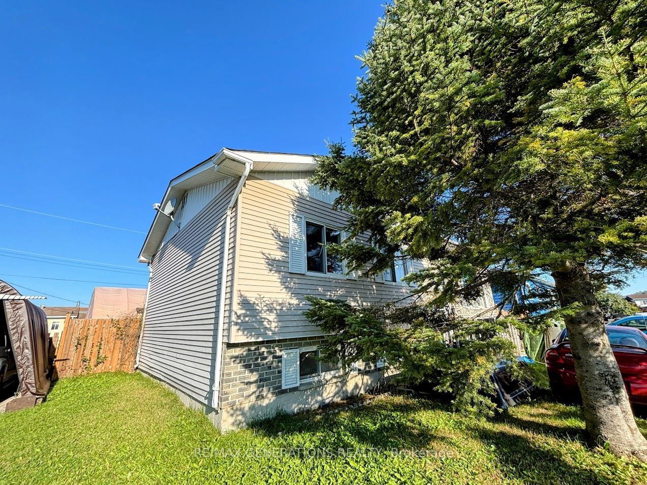 Photo 31 of 17 Barnett Street, Manitouwadge — HOMEH
