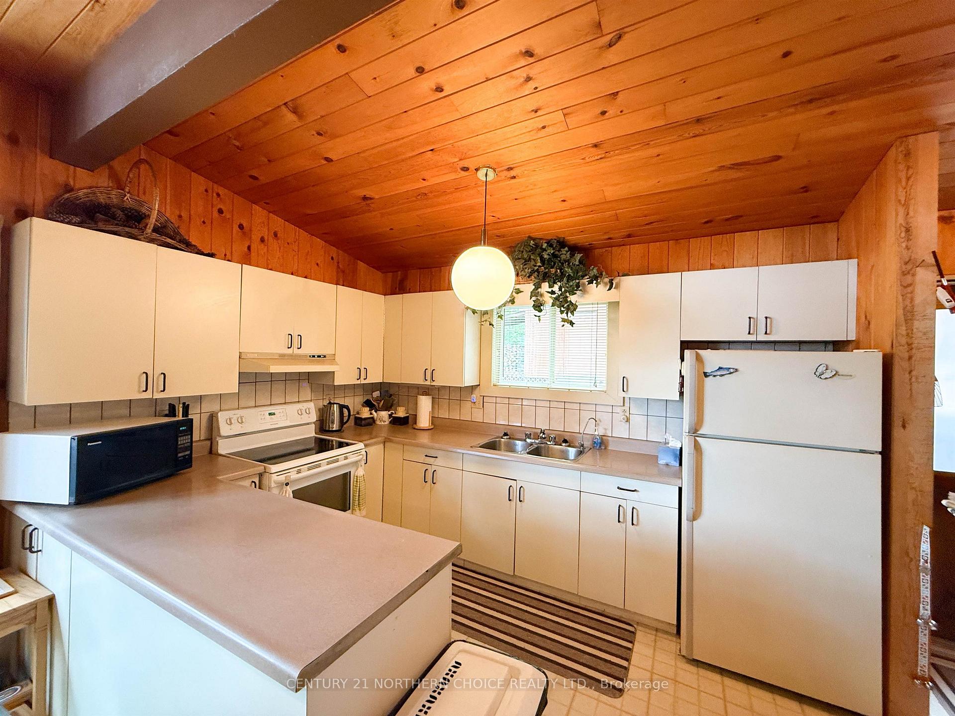 Photo 17 of 1 Dufresne Island, Kenora, Keewatin North — HOMEH