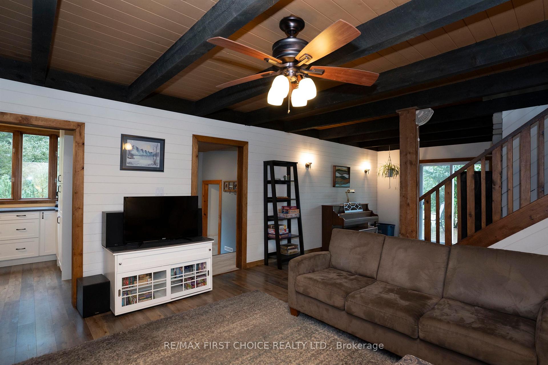 Photo 16 of 4401 Hwy 61, Neebing, Blake — HOMEH