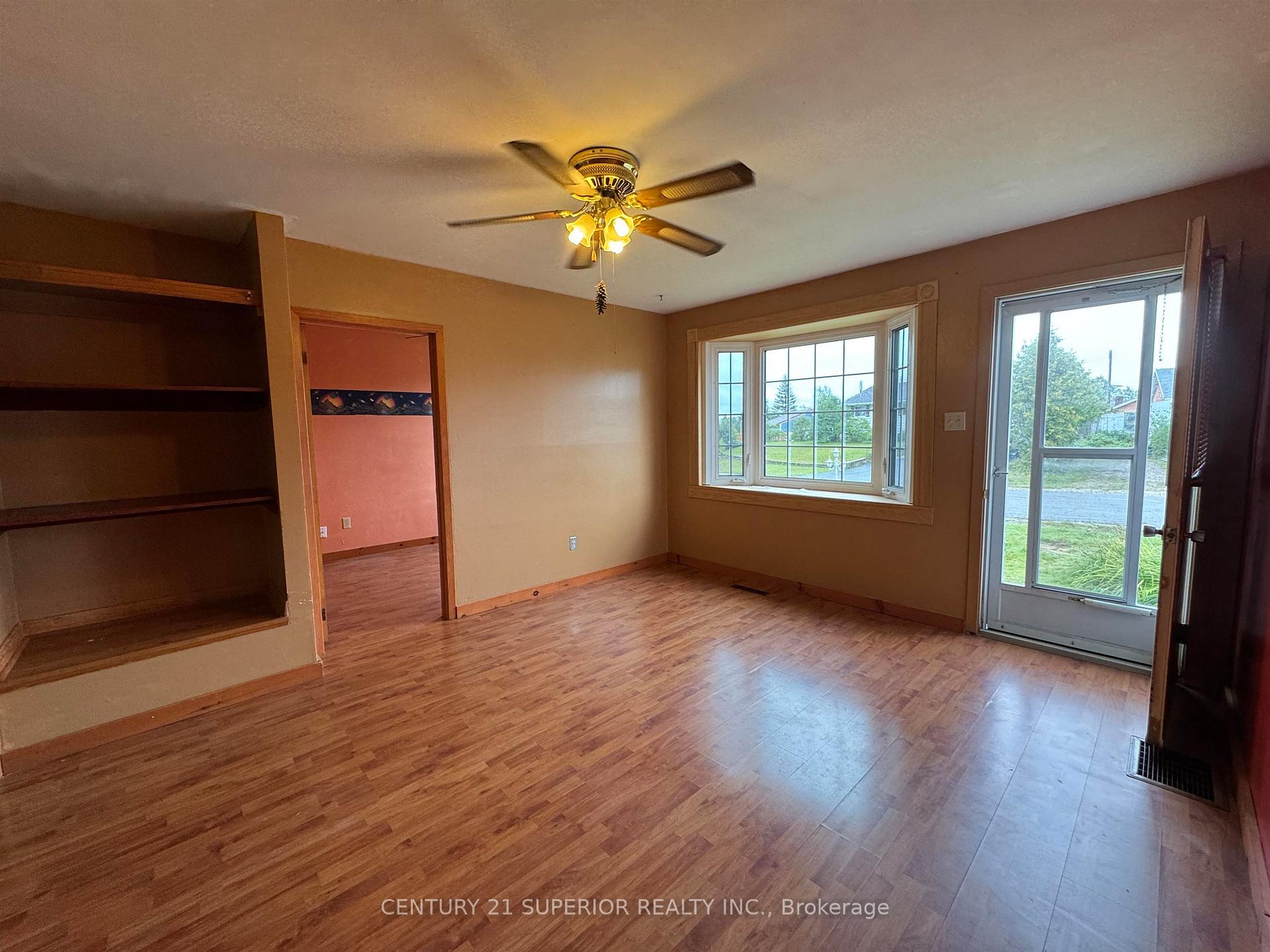 Photo 5 of 21 Warbler Drive, Manitouwadge — HOMEH