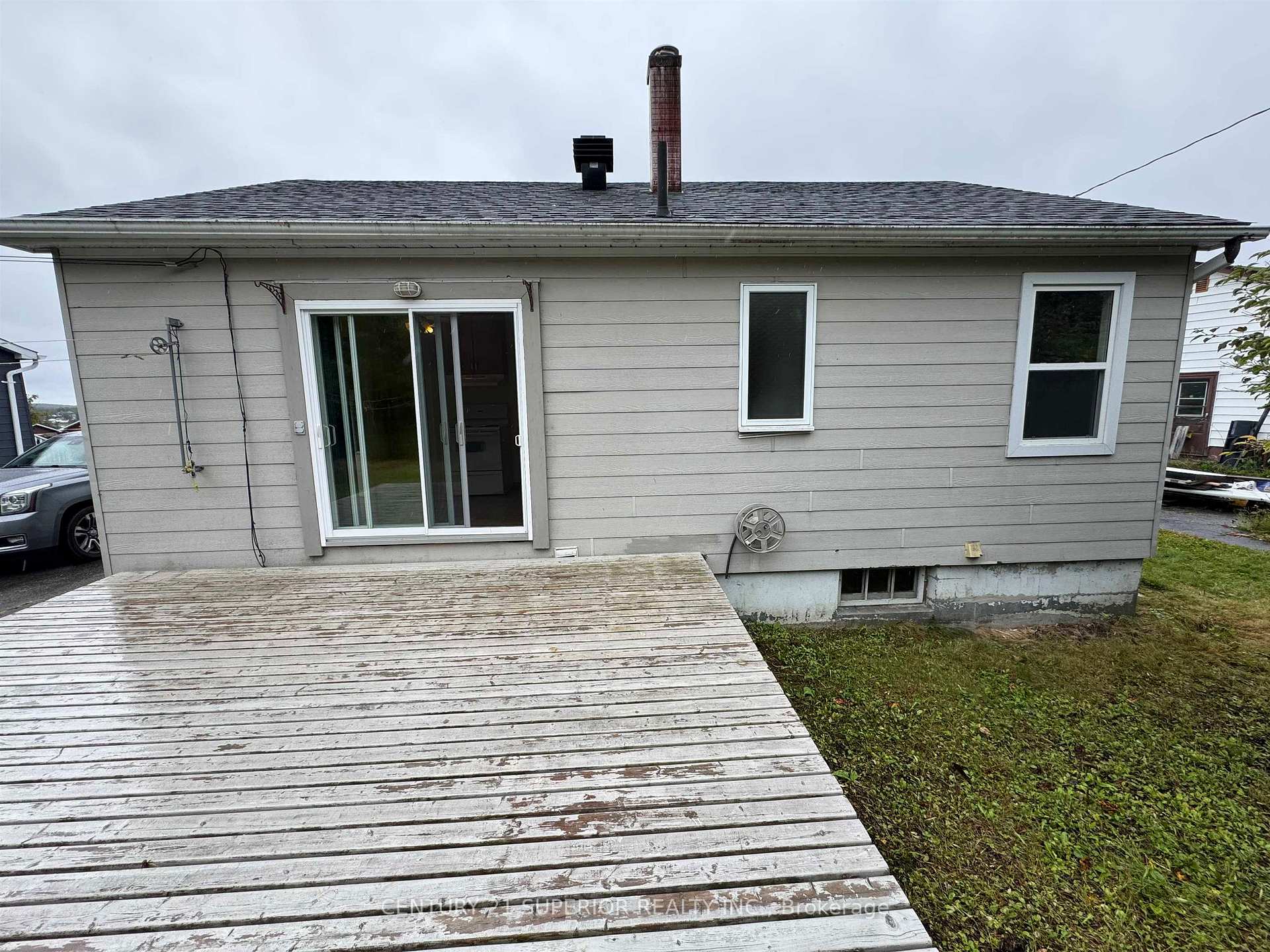 Photo 36 of 21 Warbler Drive, Manitouwadge — HOMEH
