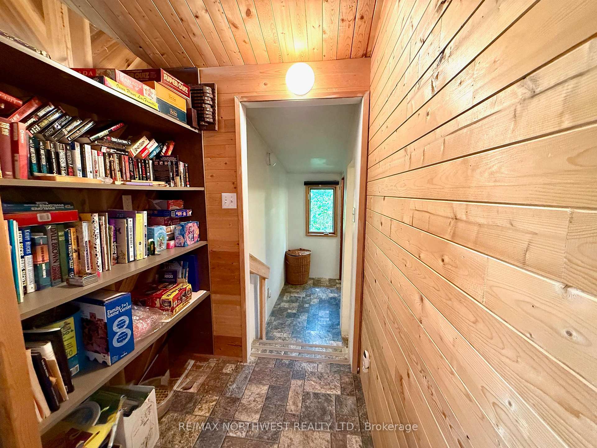 Photo 15 of 244 A War Eagle Lake Drive, Kenora Remote Area, West of Kenora — HOMEH
