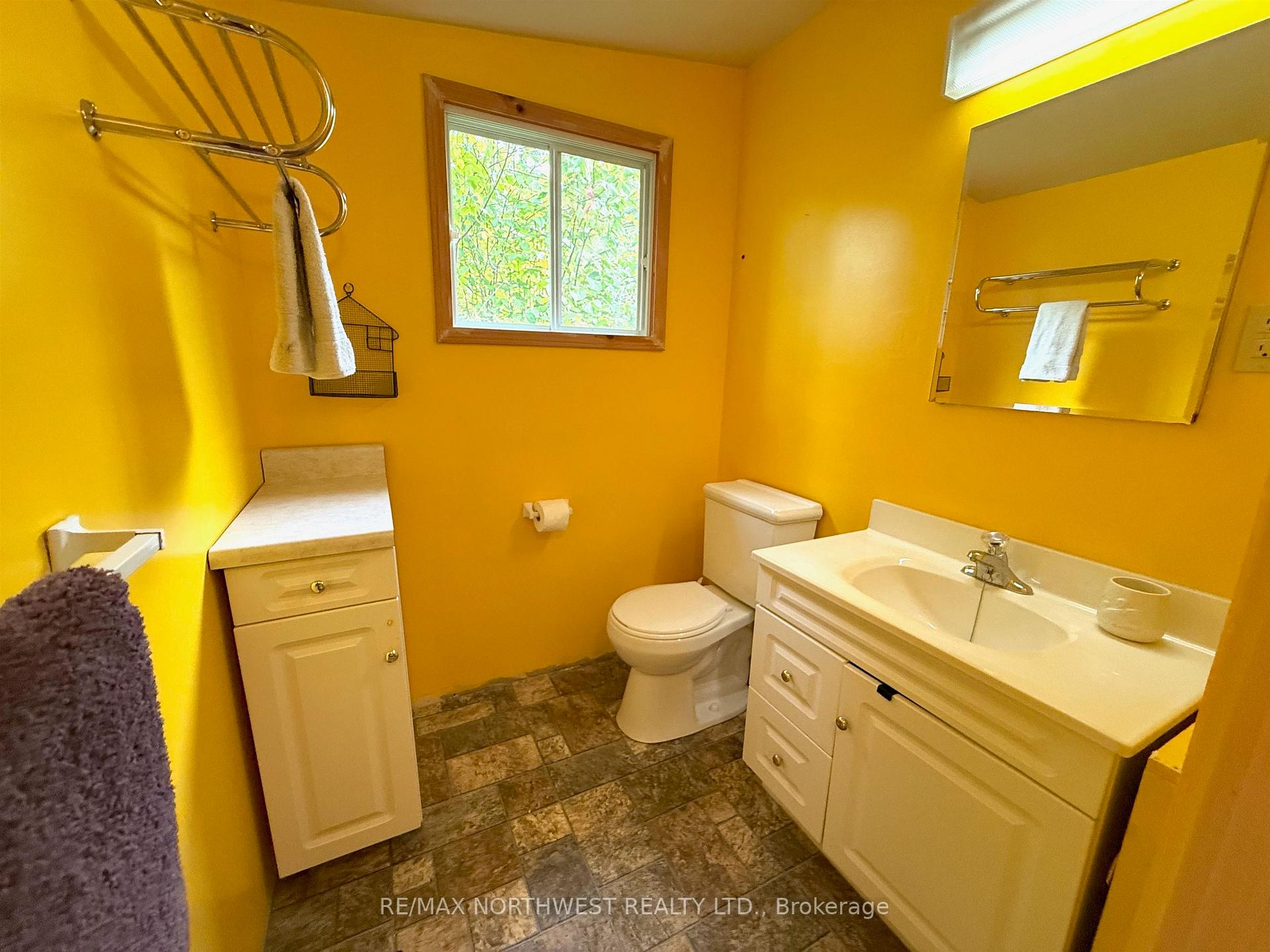 Photo 17 of 244 A War Eagle Lake Drive, Kenora Remote Area, West of Kenora — HOMEH