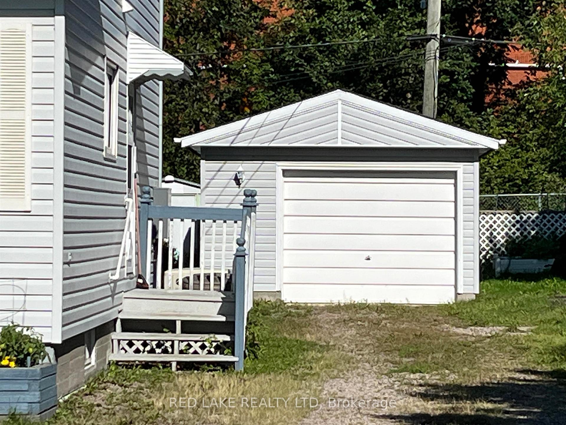 Photo 4 of 77 Lassie Road, Red Lake — HOMEH
