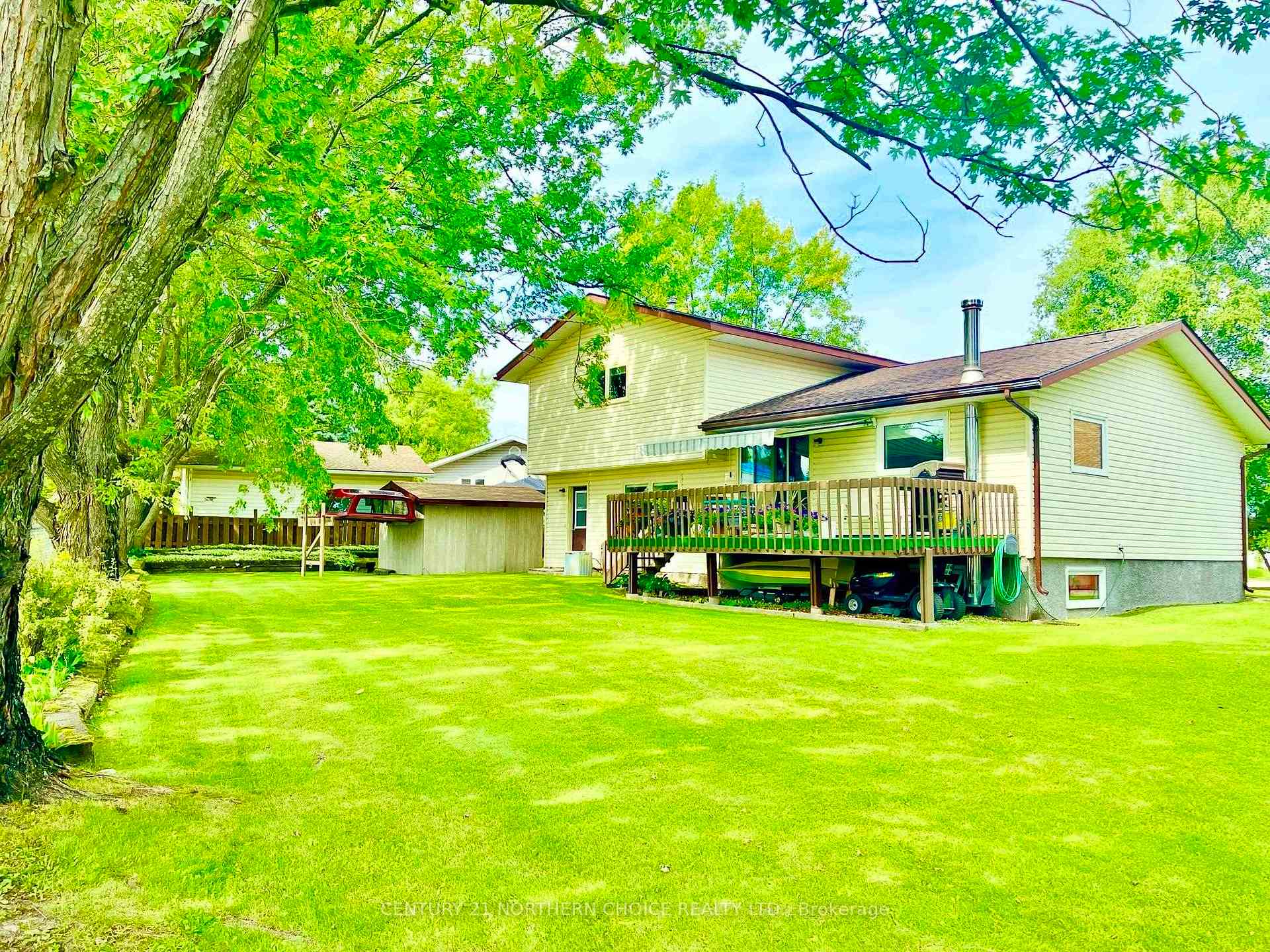 Photo 2 of 10 Bertha Place, Dryden, Hillcrest — HOMEH