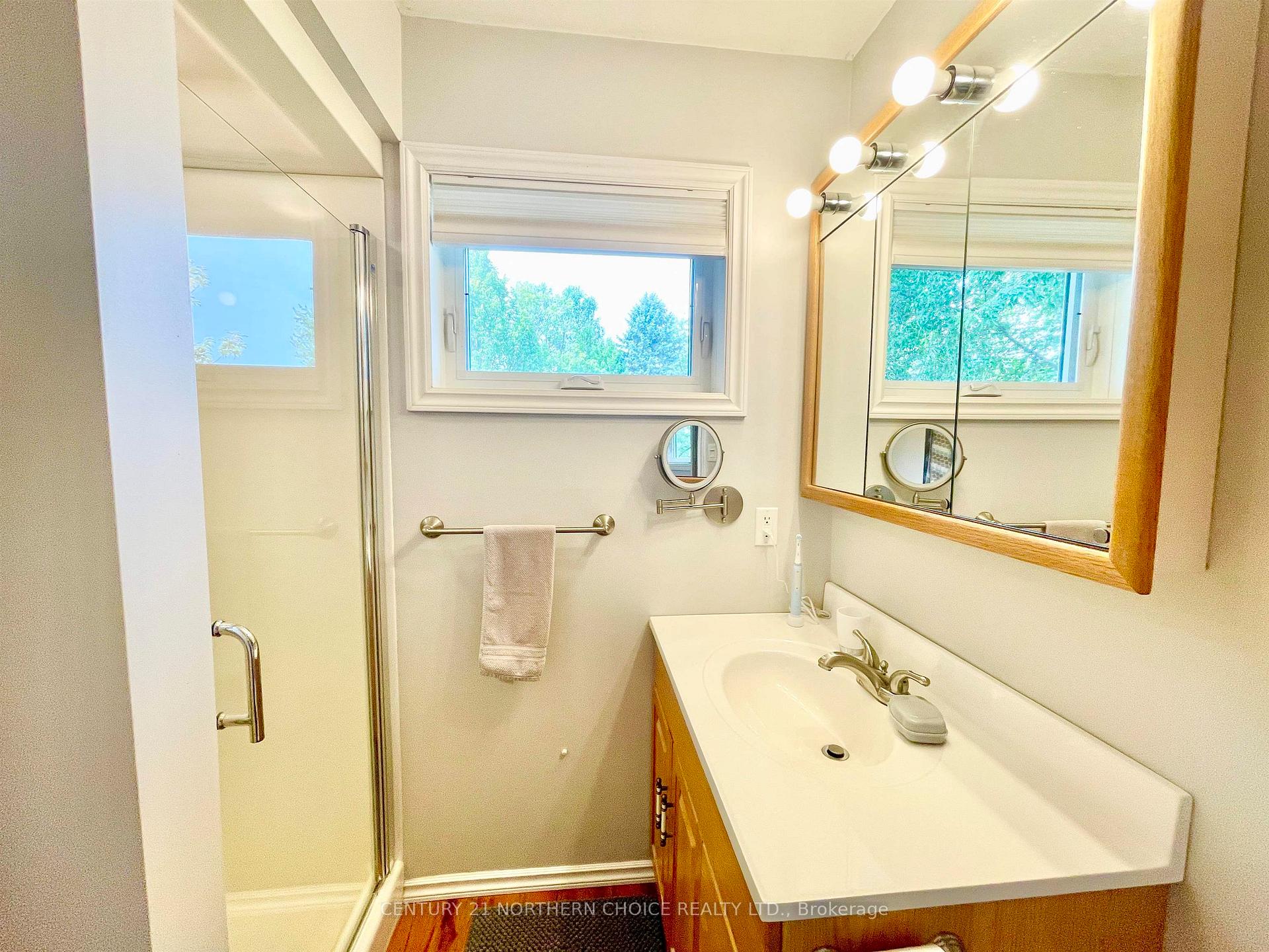 Photo 22 of 10 Bertha Place, Dryden, Hillcrest — HOMEH