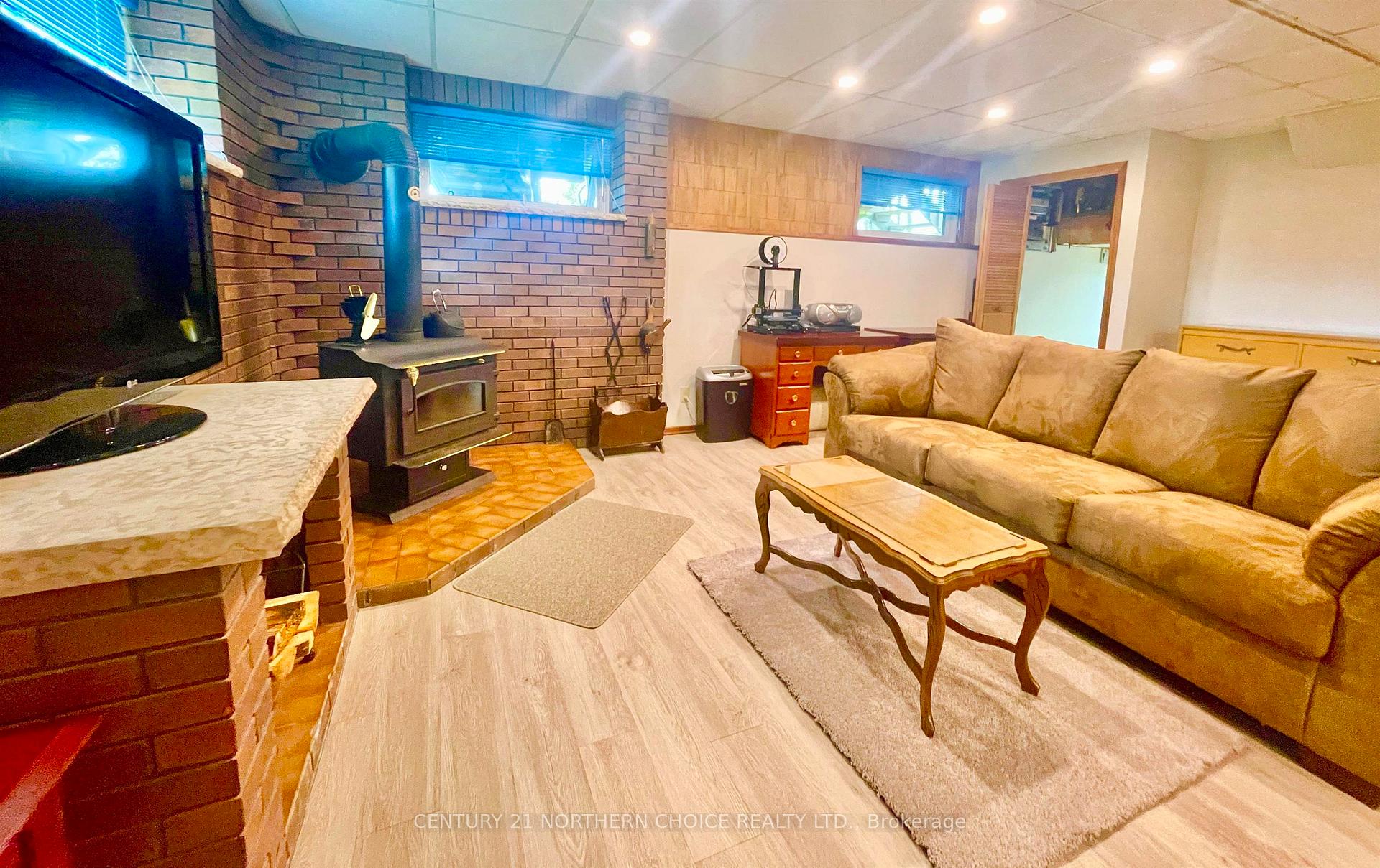Photo 32 of 10 Bertha Place, Dryden, Hillcrest — HOMEH