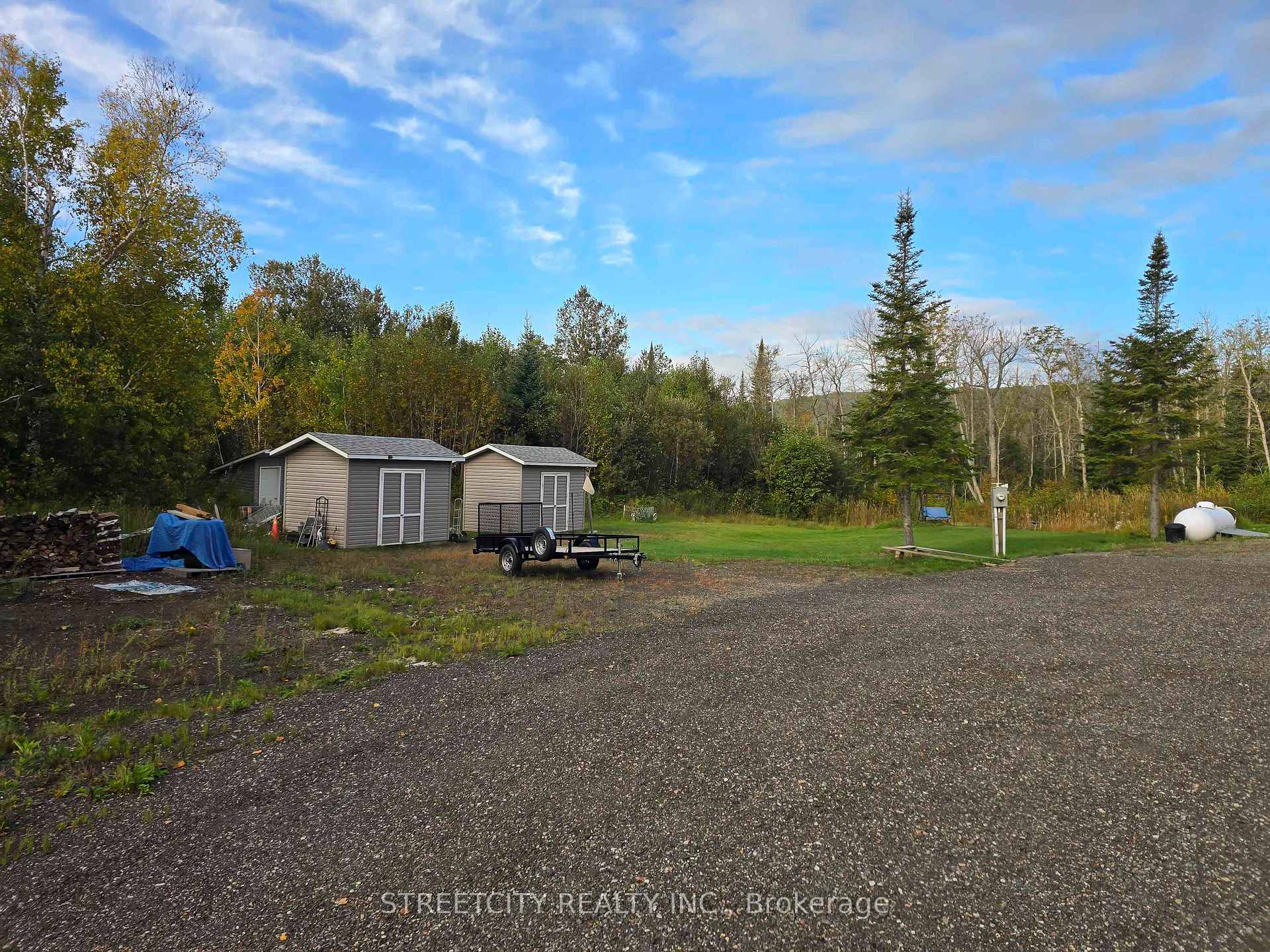 Photo 2 of 5663 Highway 61, Neebing, Crooks — HOMEH