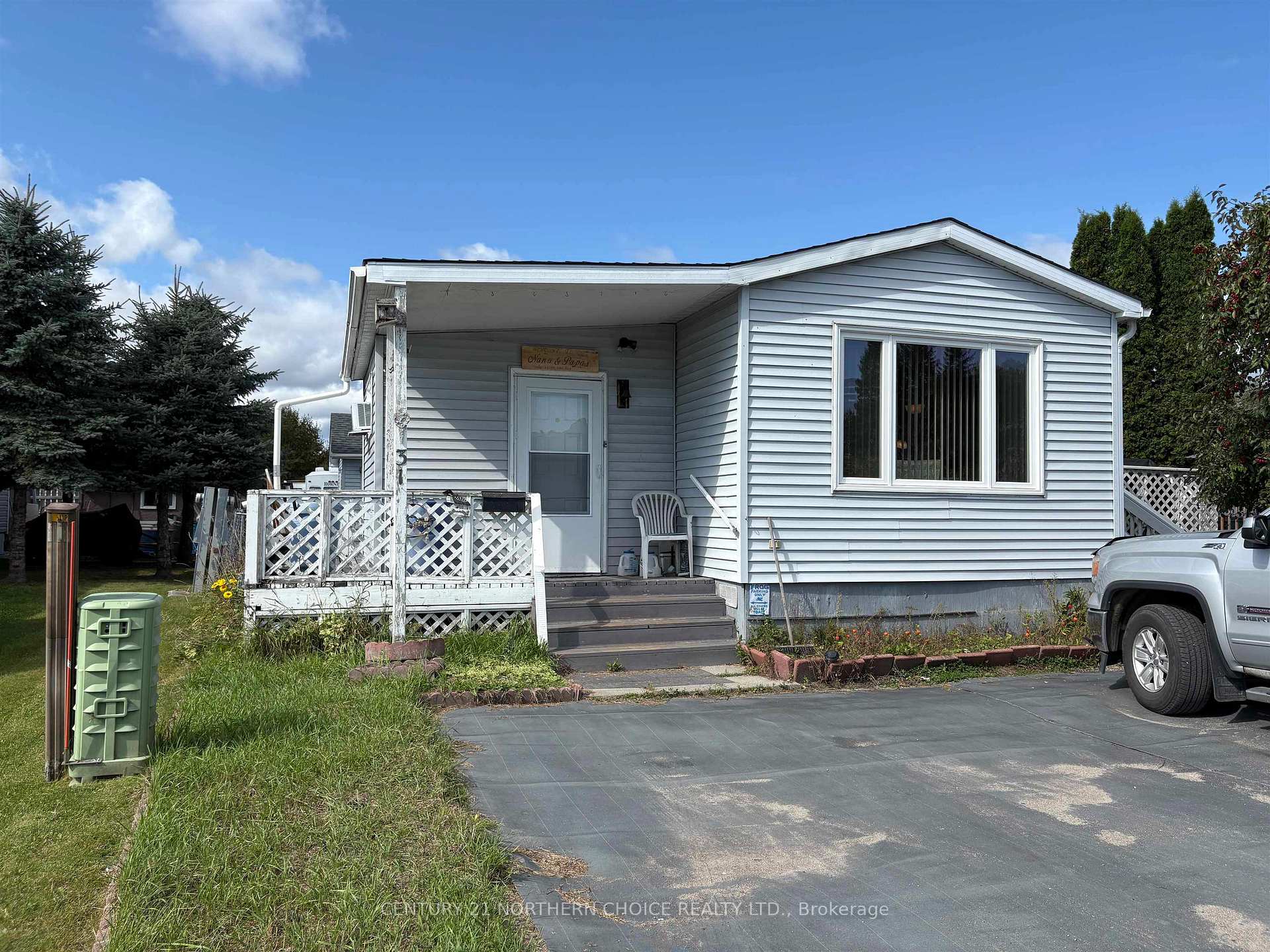 Photo 1 of 31 Palmcrest Drive, Fort Frances — HOMEH