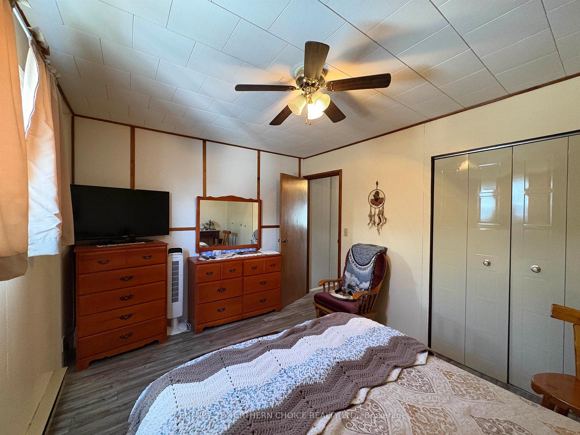 Photo 16 of 31 Palmcrest Drive, Fort Frances — HOMEH