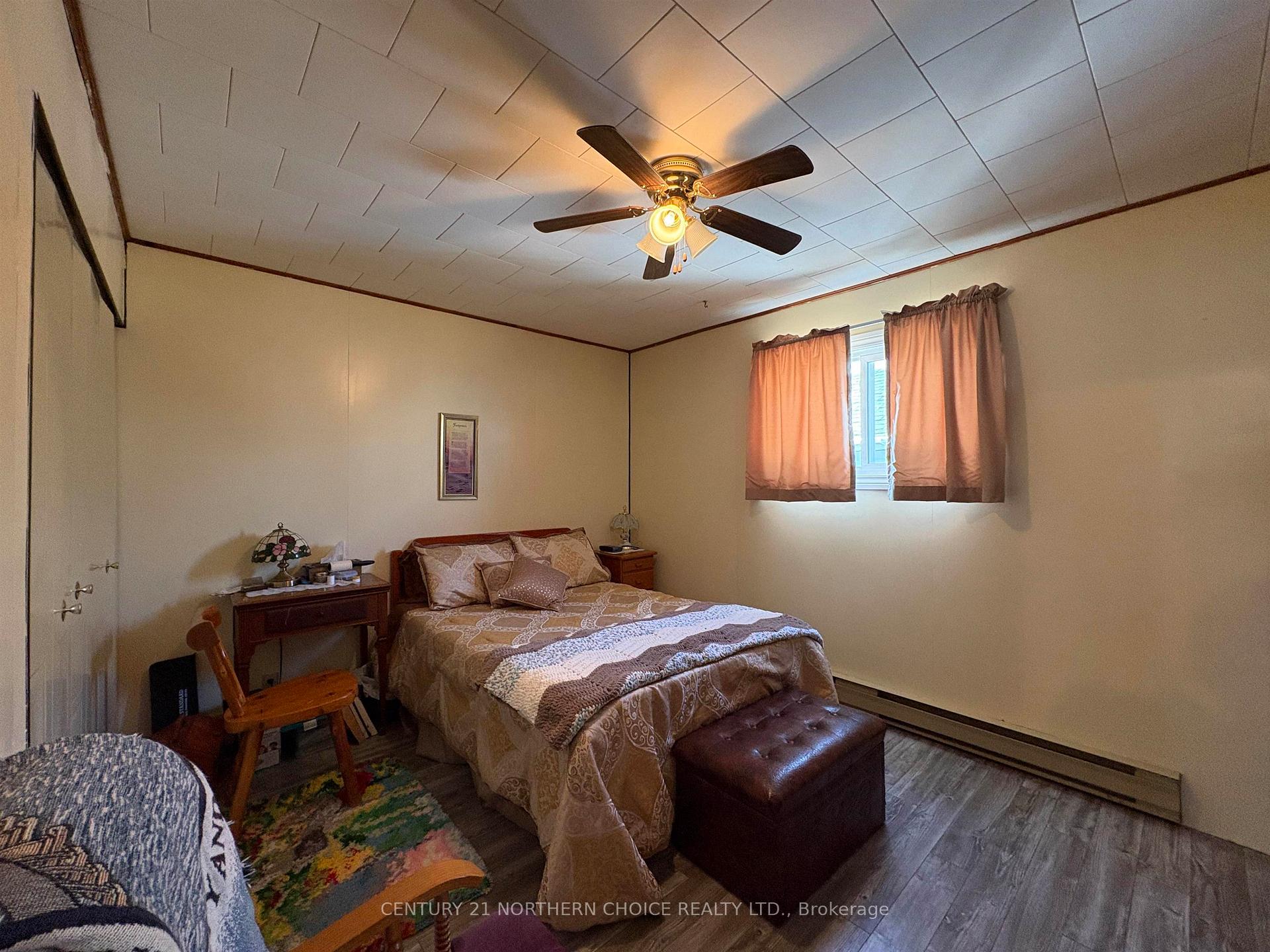 Photo 17 of 31 Palmcrest Drive, Fort Frances — HOMEH