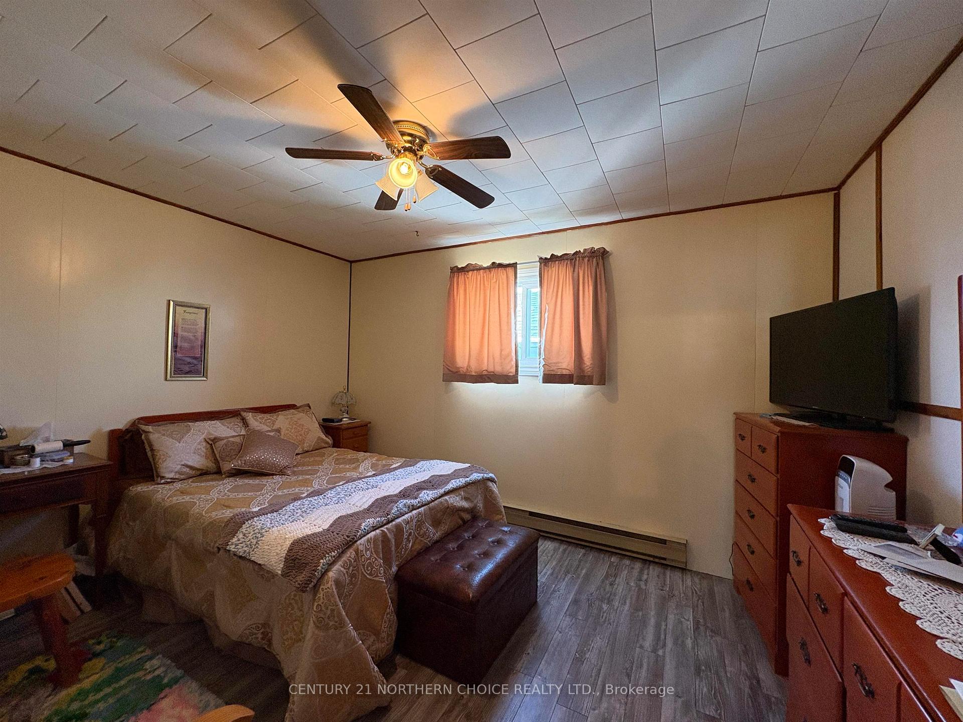 Photo 18 of 31 Palmcrest Drive, Fort Frances — HOMEH
