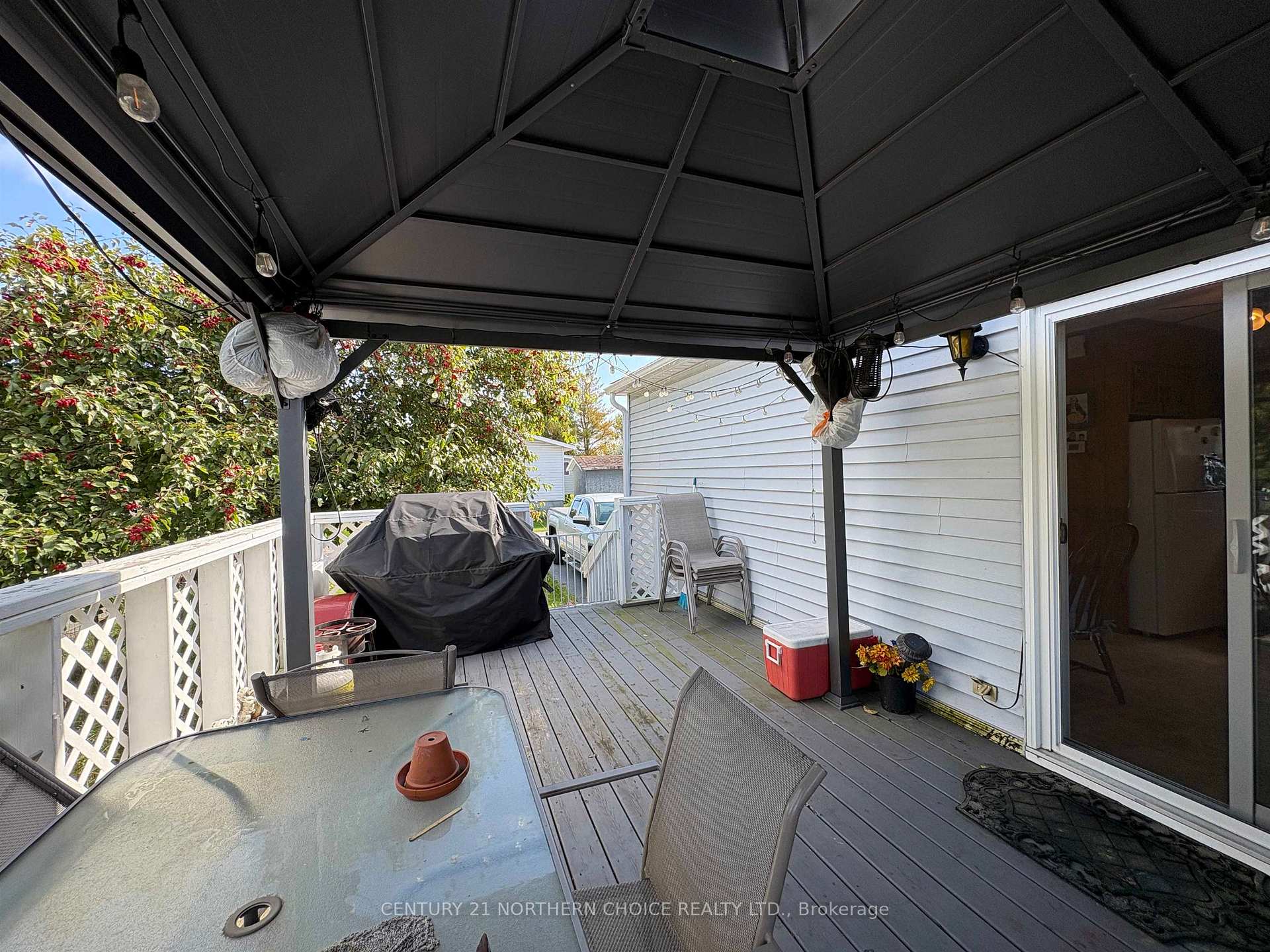 Photo 22 of 31 Palmcrest Drive, Fort Frances — HOMEH