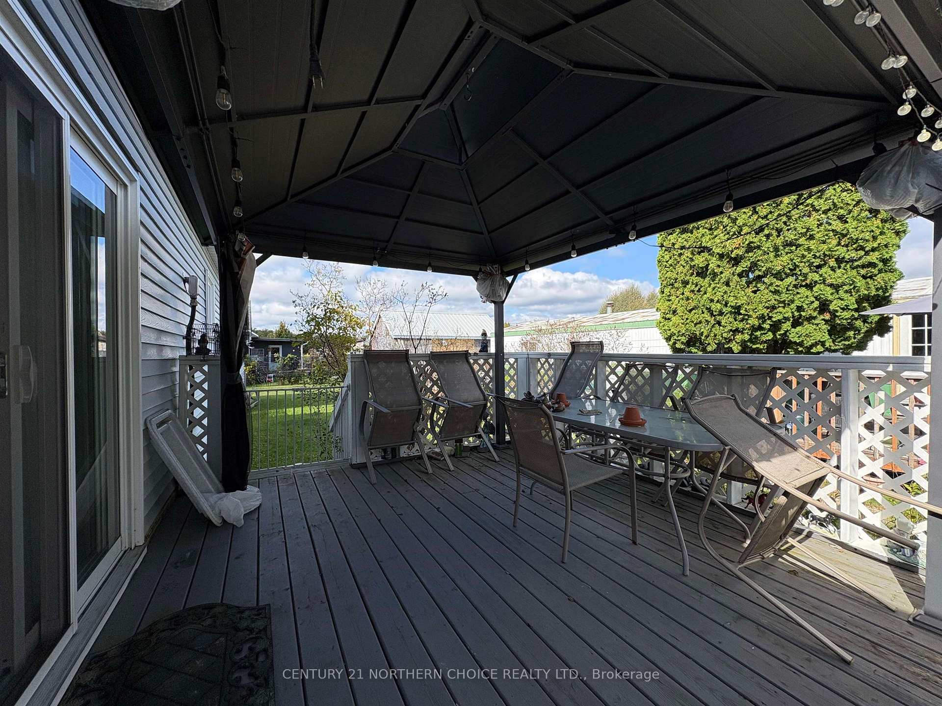 Photo 24 of 31 Palmcrest Drive, Fort Frances — HOMEH