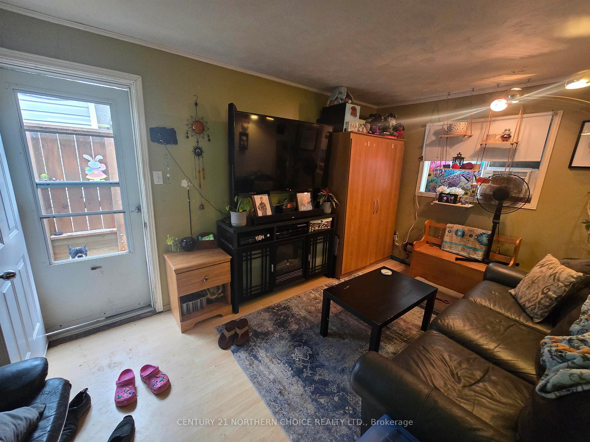 Photo 15 of 634 1/2 Third Street S, Kenora, Central — HOMEH