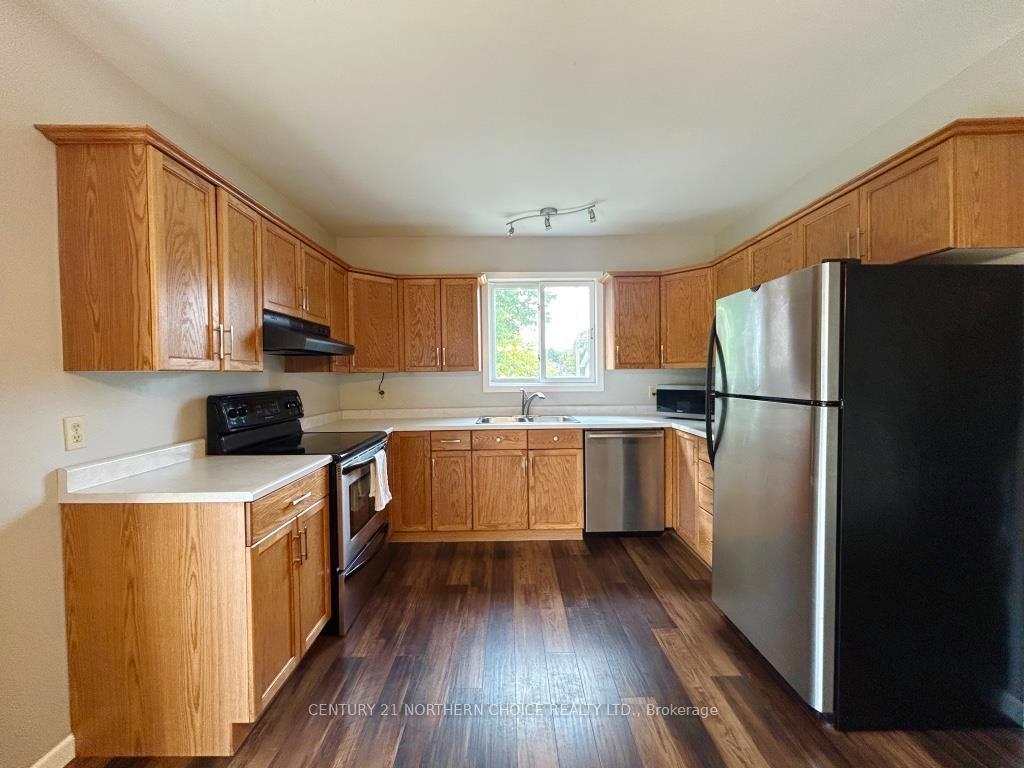 Photo 6 of 1232 Emo Road, Fort Frances — HOMEH