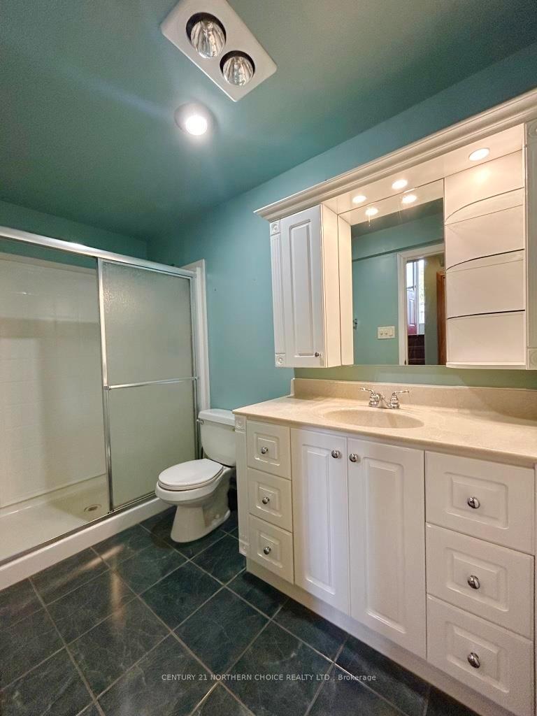 Photo 25 of 1232 Emo Road, Fort Frances — HOMEH
