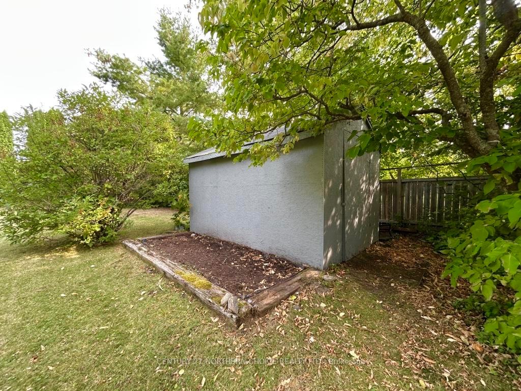 Photo 30 of 1232 Emo Road, Fort Frances — HOMEH